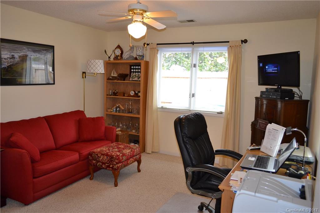 Blue Ridge Villas - Residential