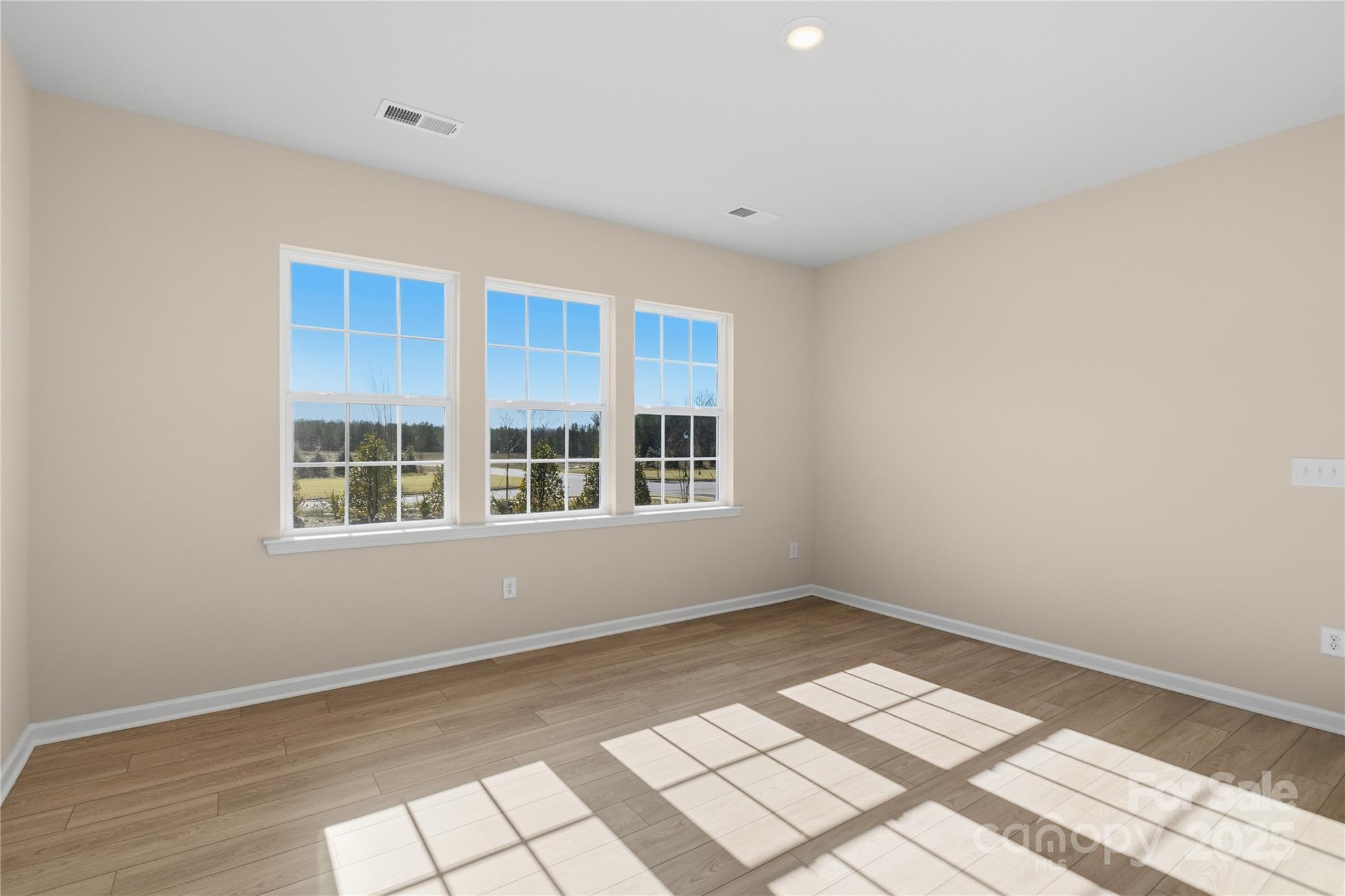 Roselyn - Residential