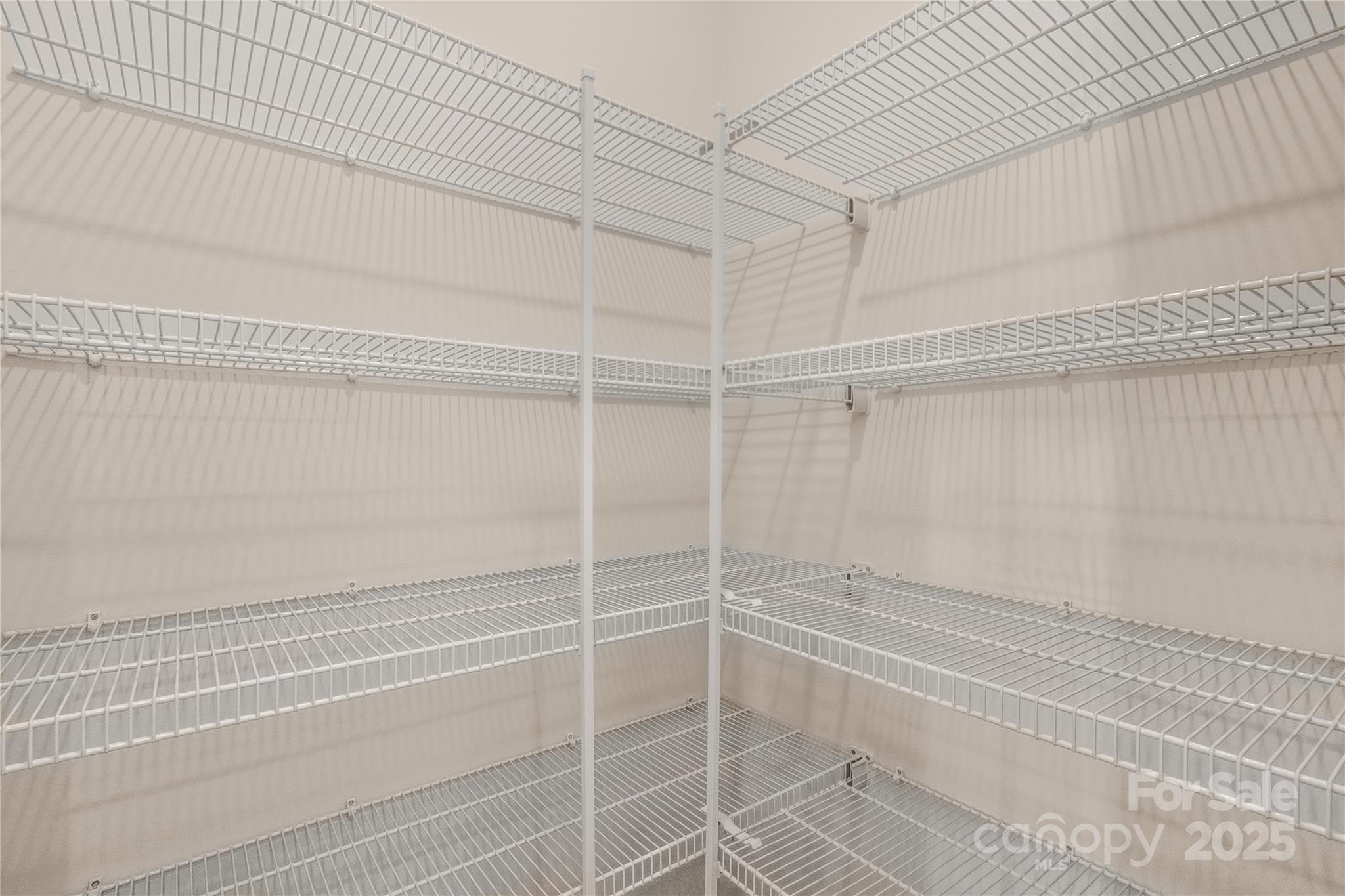 Roselyn - Residential