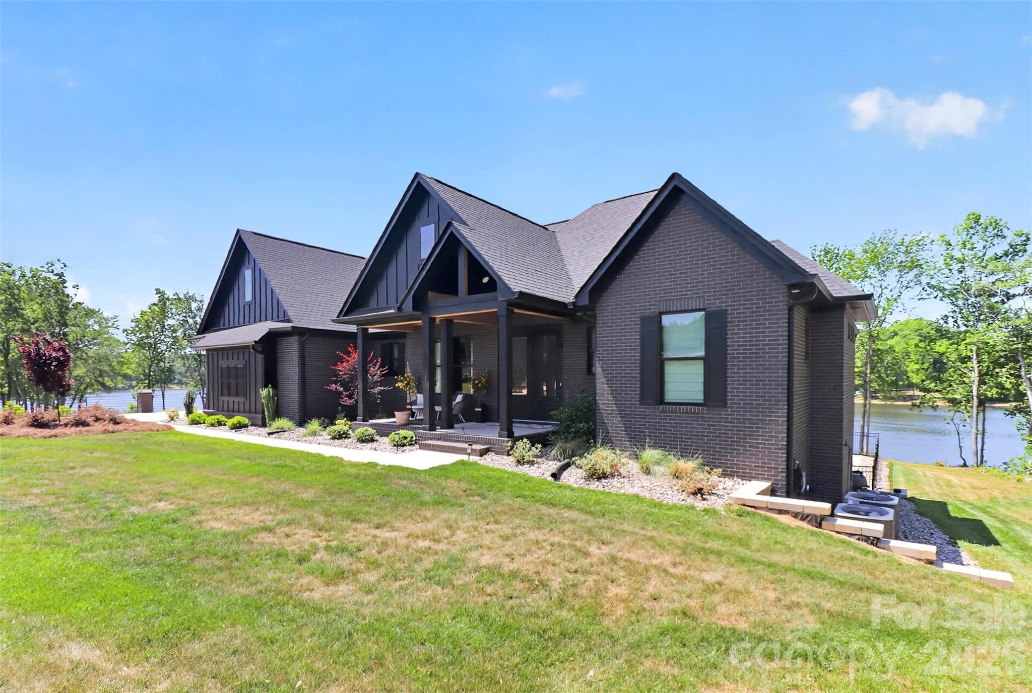 ESSEX POINTE - Residential