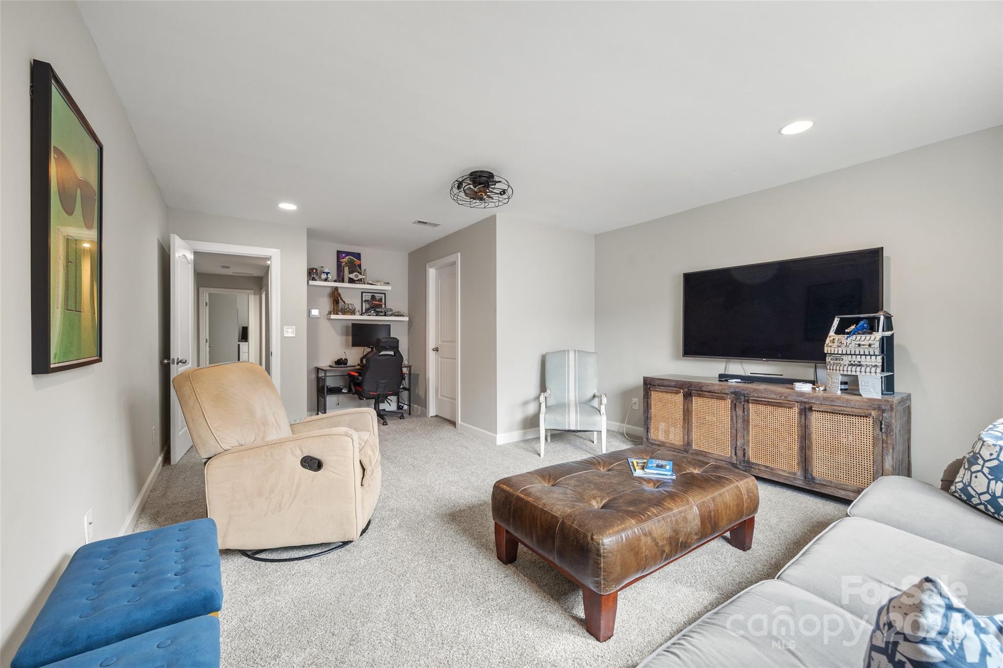 Palm Tree Cove II - Residential