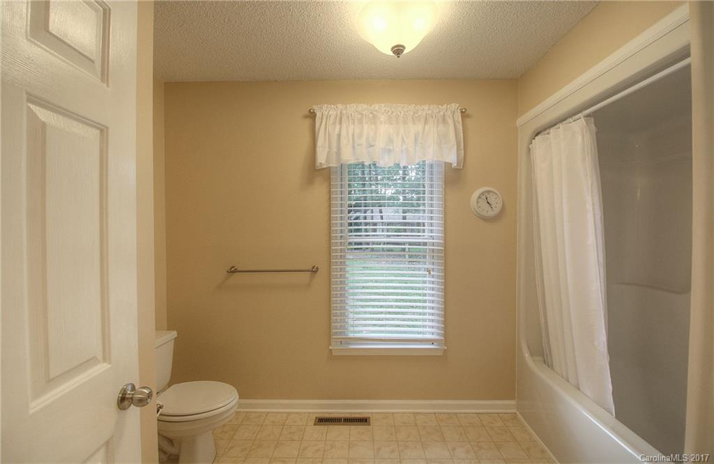 Dakota Woods - Residential