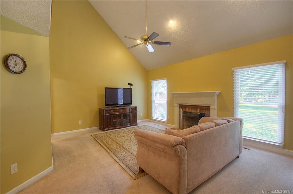 Dakota Woods - Residential