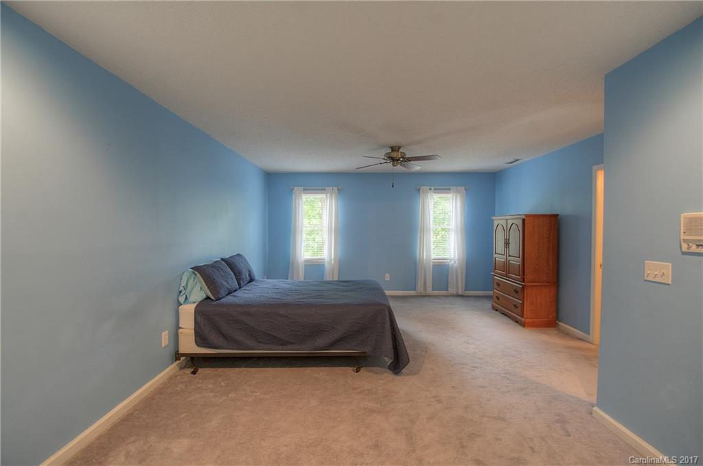 Dakota Woods - Residential