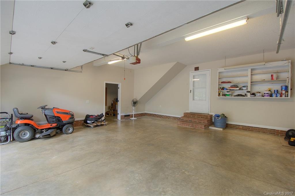 Dakota Woods - Residential