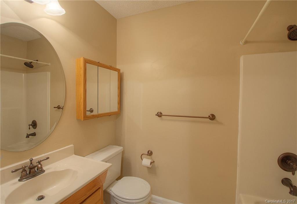 Dakota Woods - Residential