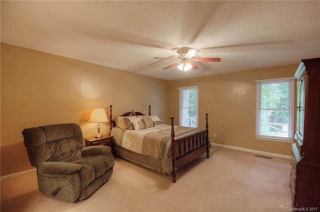 Dakota Woods - Residential