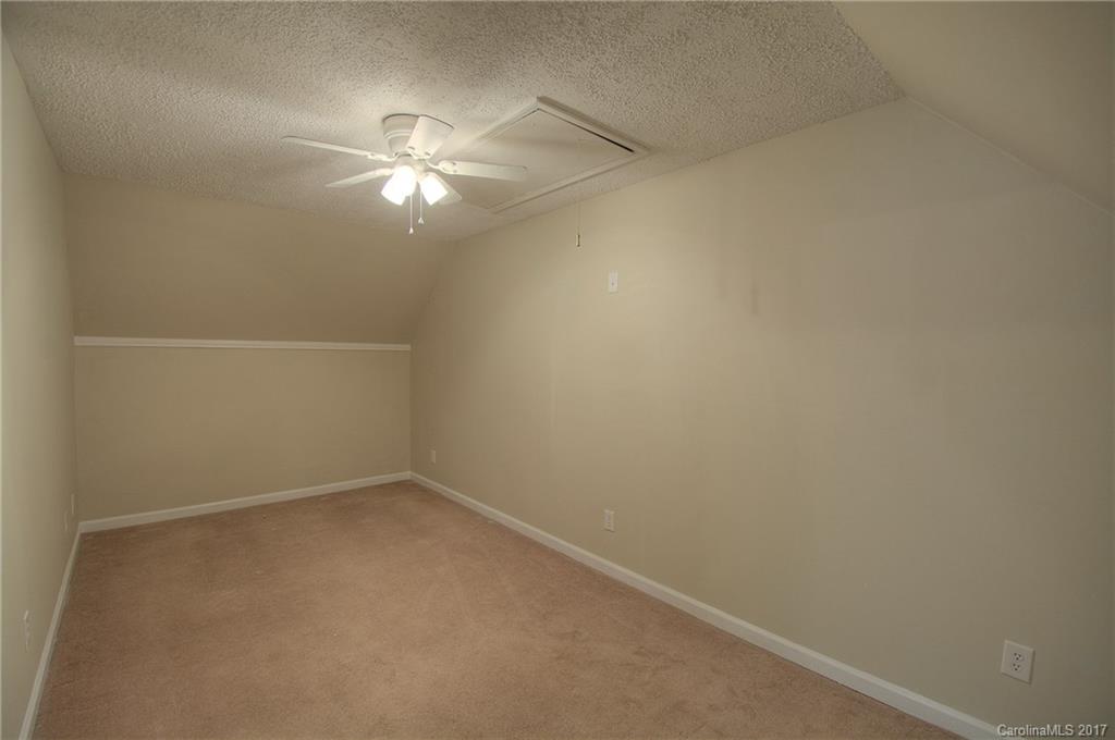 Dakota Woods - Residential