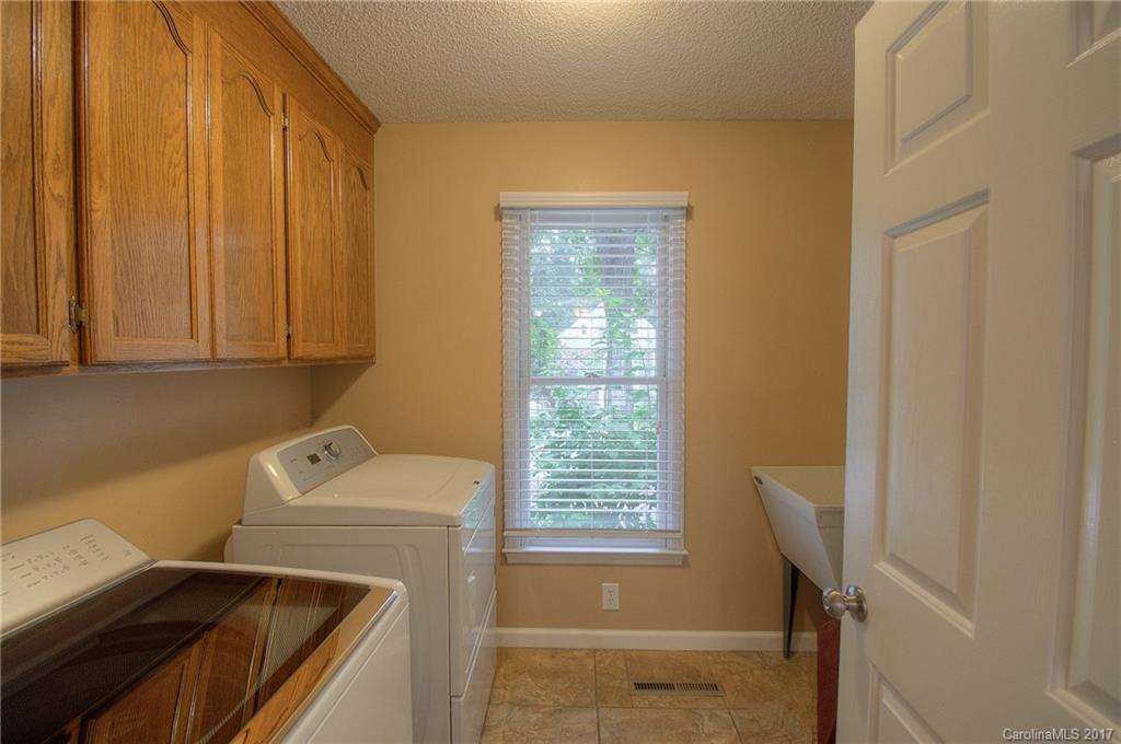 Dakota Woods - Residential