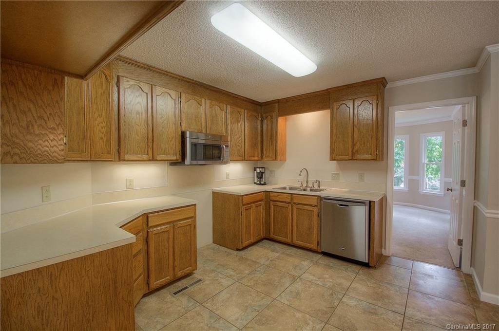 Dakota Woods - Residential