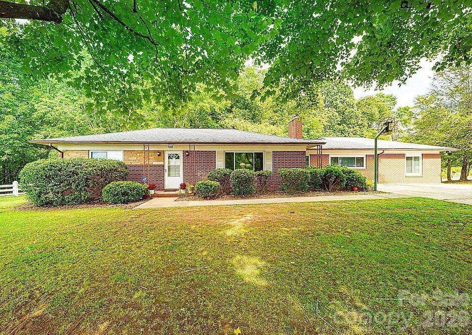 2089 Connelly Springs Road