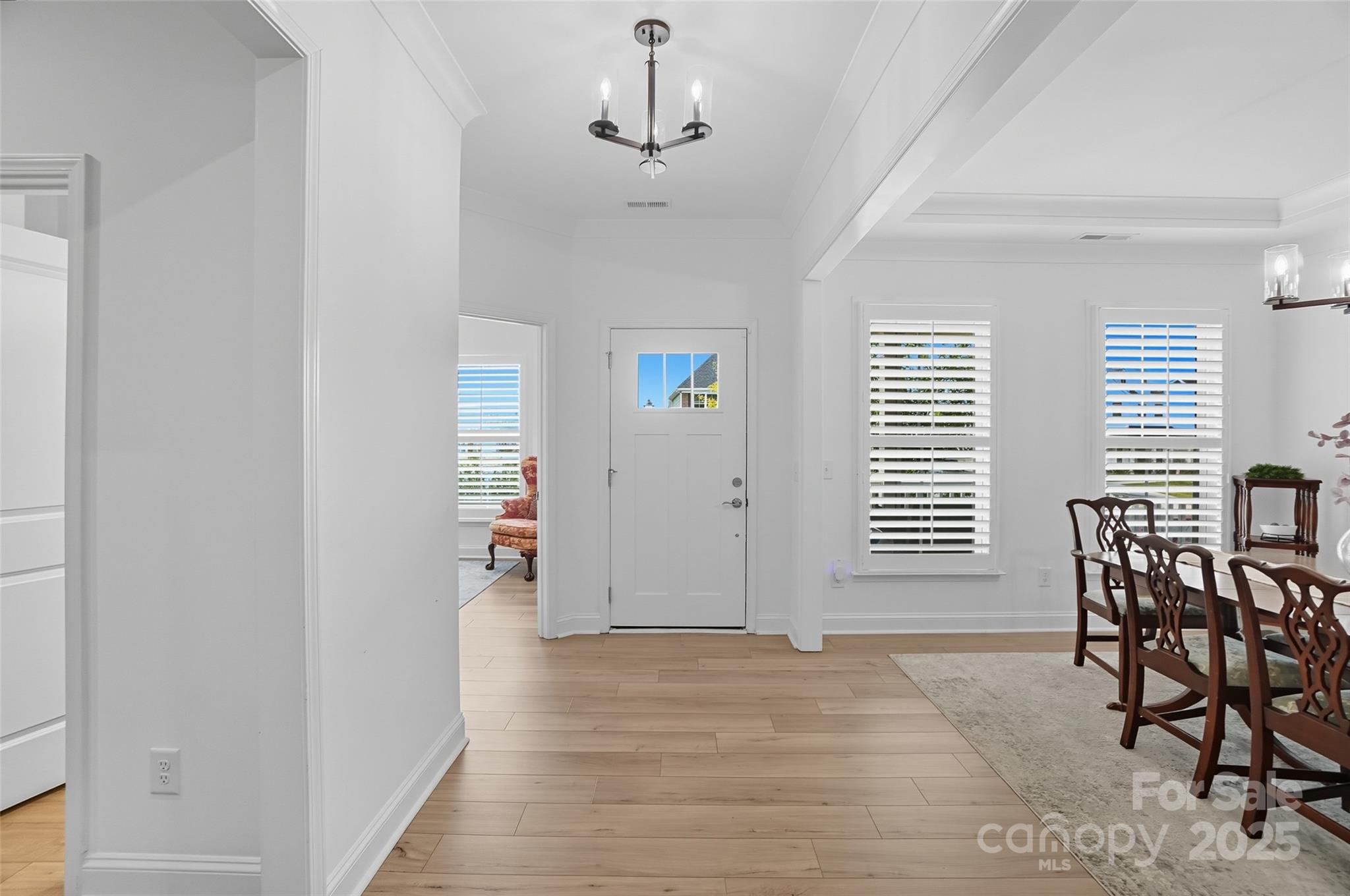 1224 Regions Boulevard