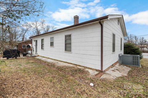 A home in Hickory