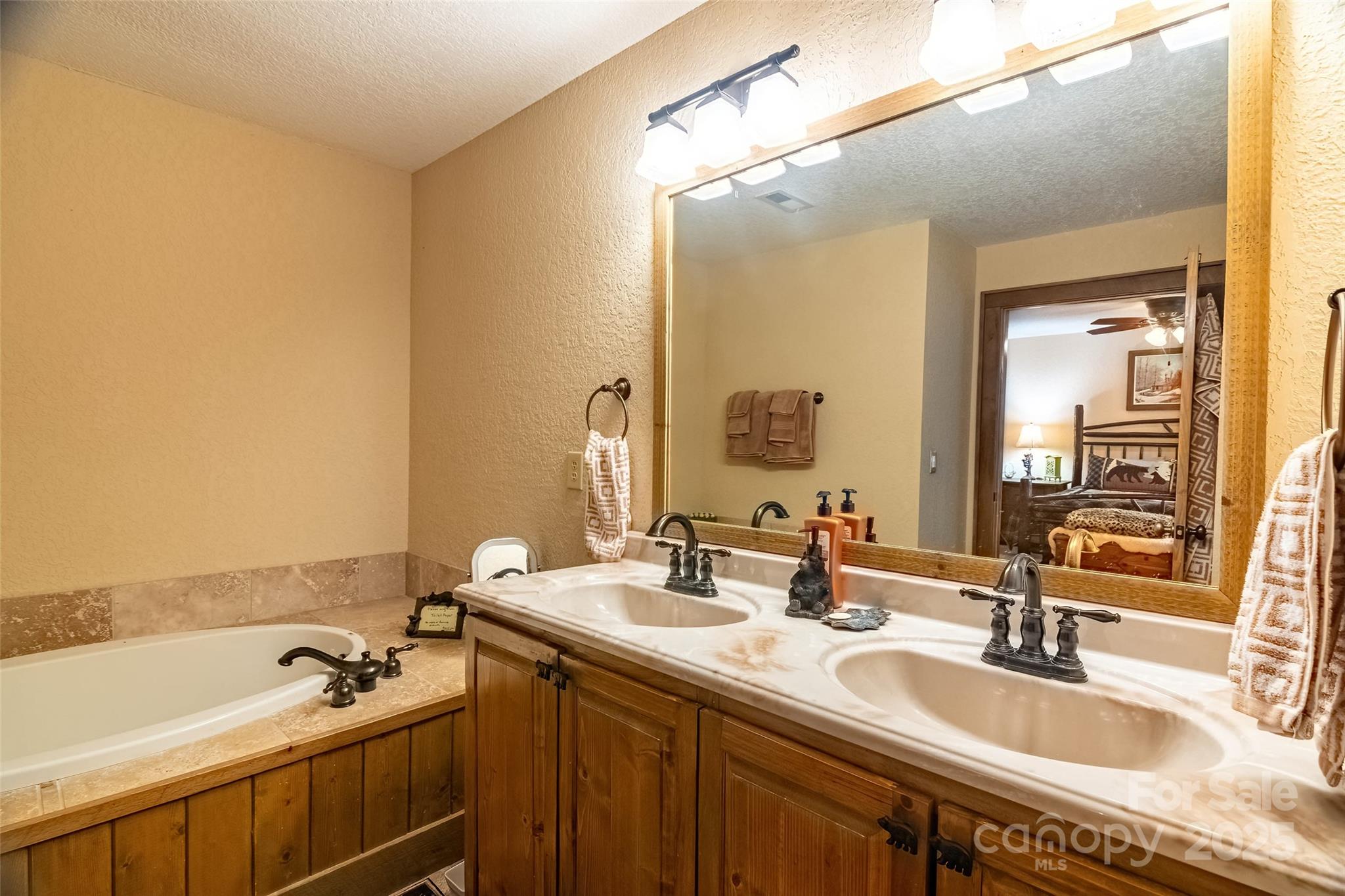 Hampton Glen - Residential