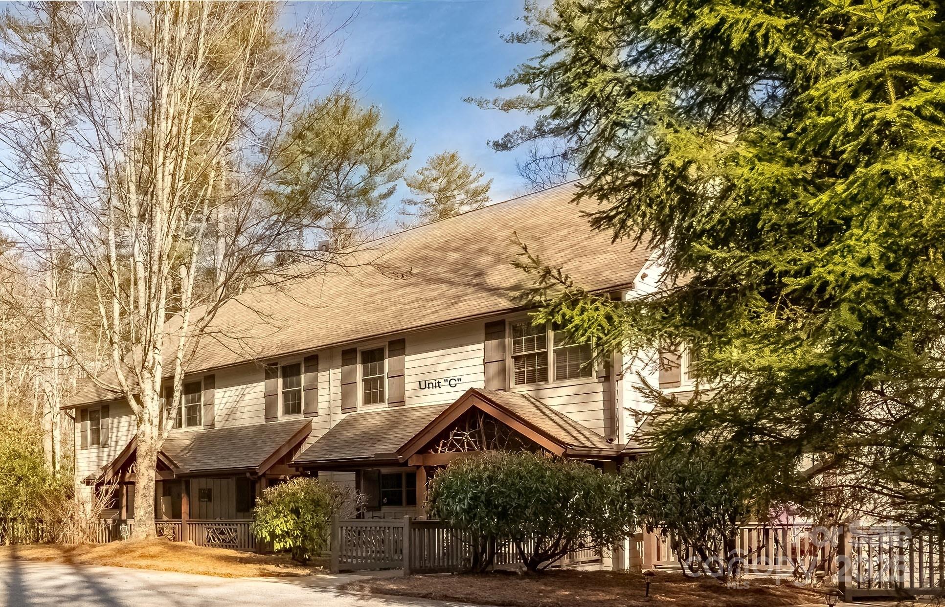 620 Sapphire Valley Road