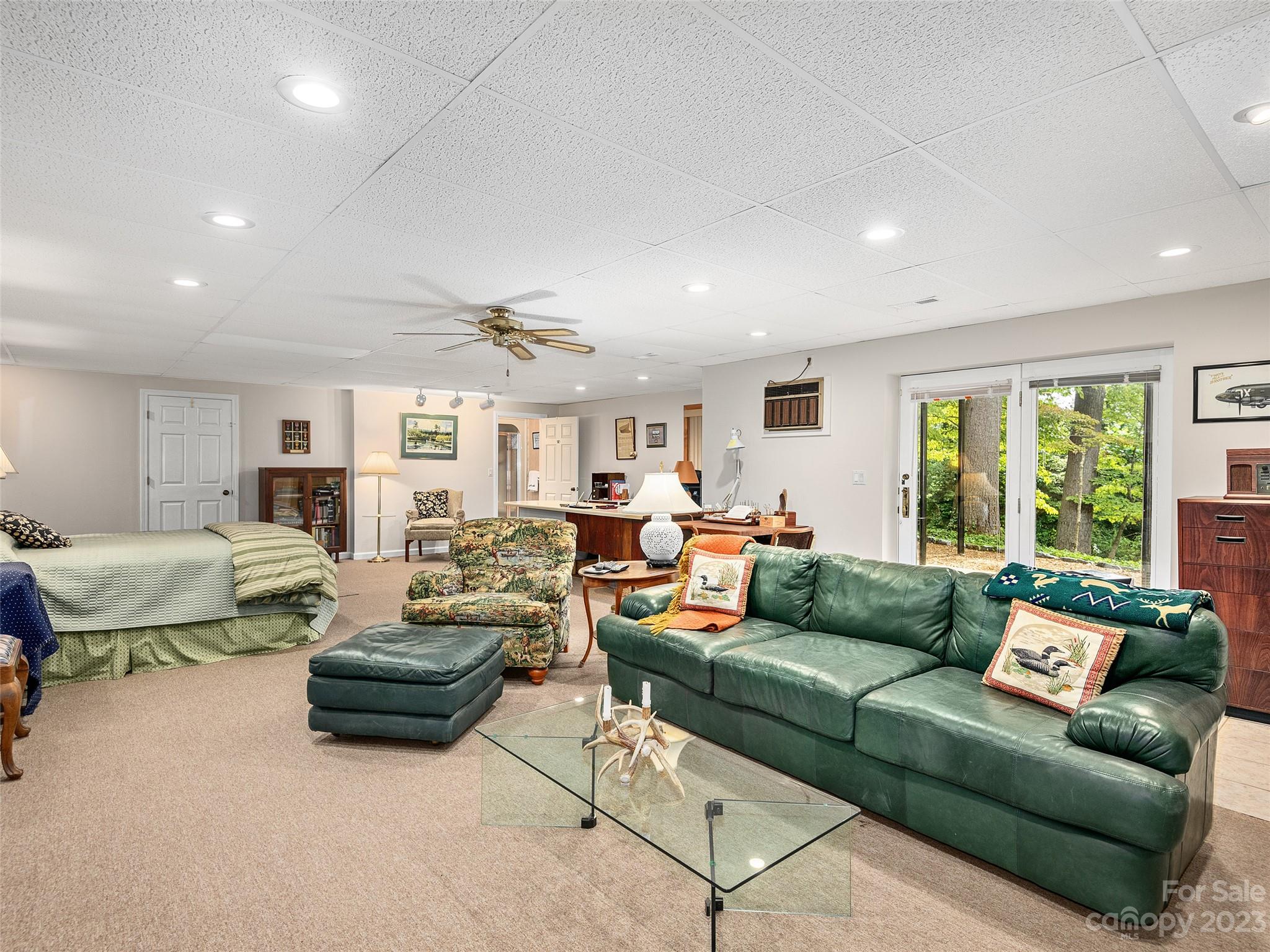 Kenwood Knoll - Residential