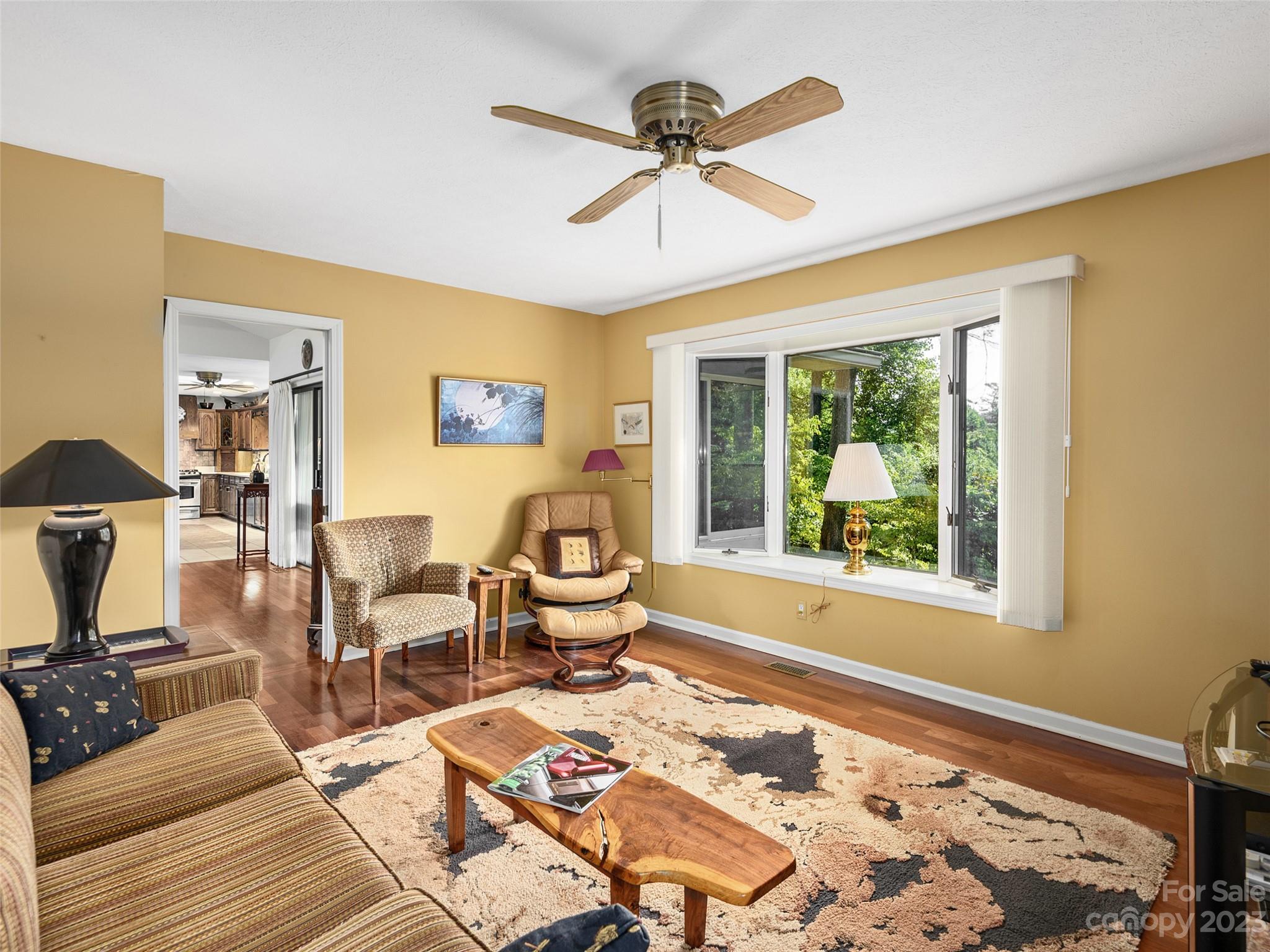 Kenwood Knoll - Residential