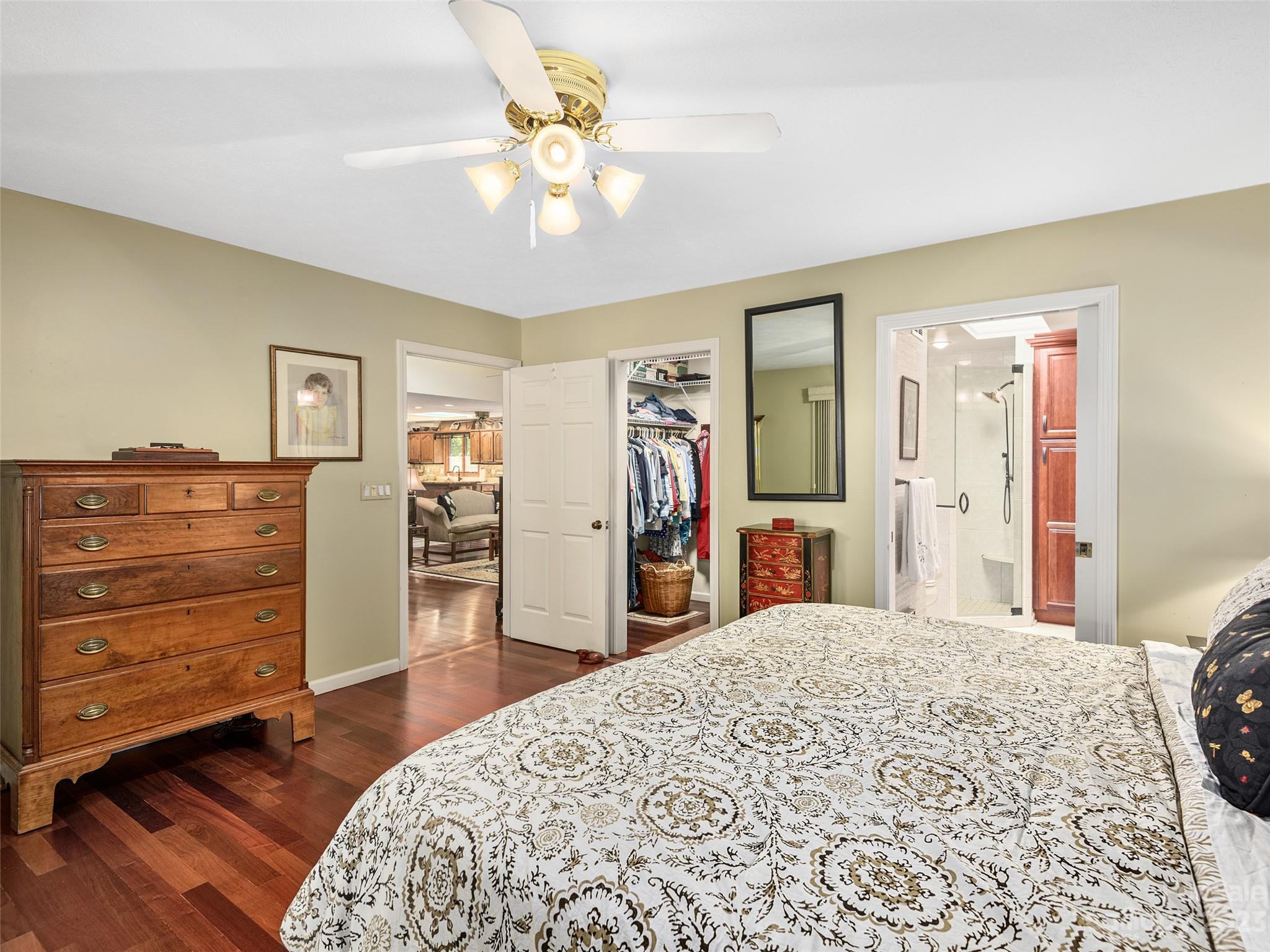 Kenwood Knoll - Residential