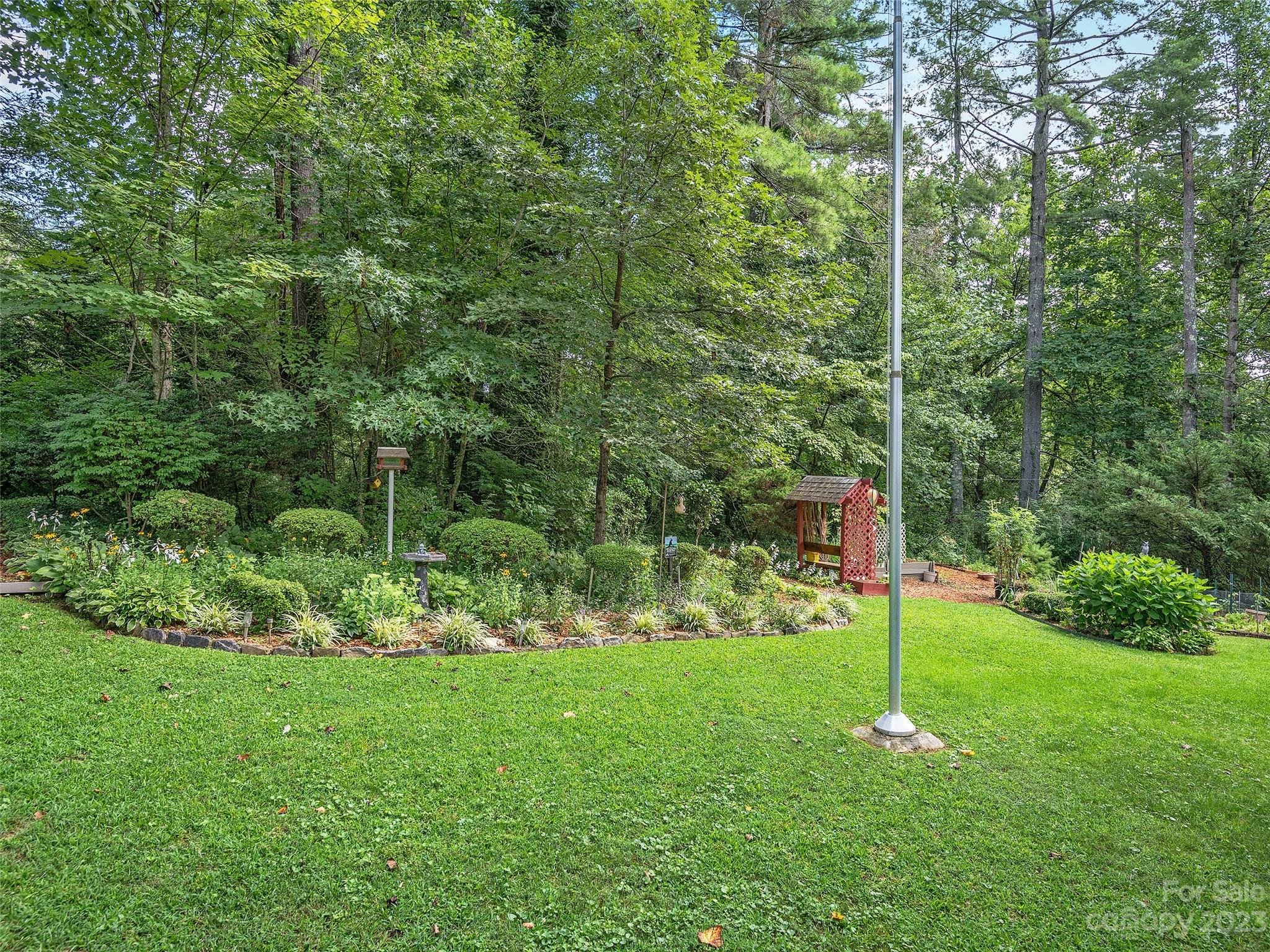 Kenwood Knoll - Residential