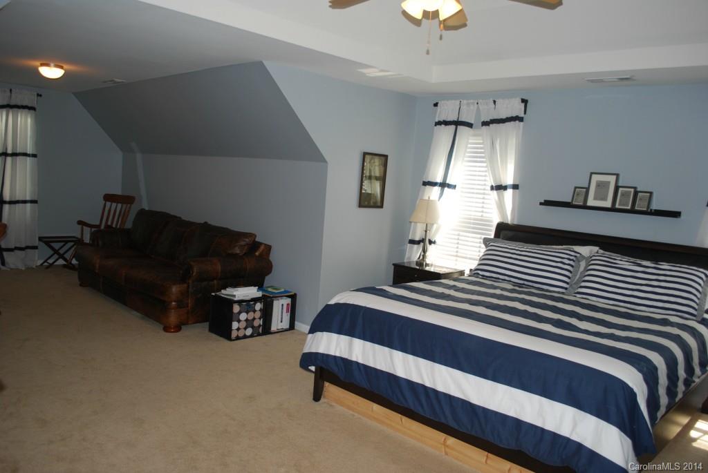 Curtis Pond - Residential