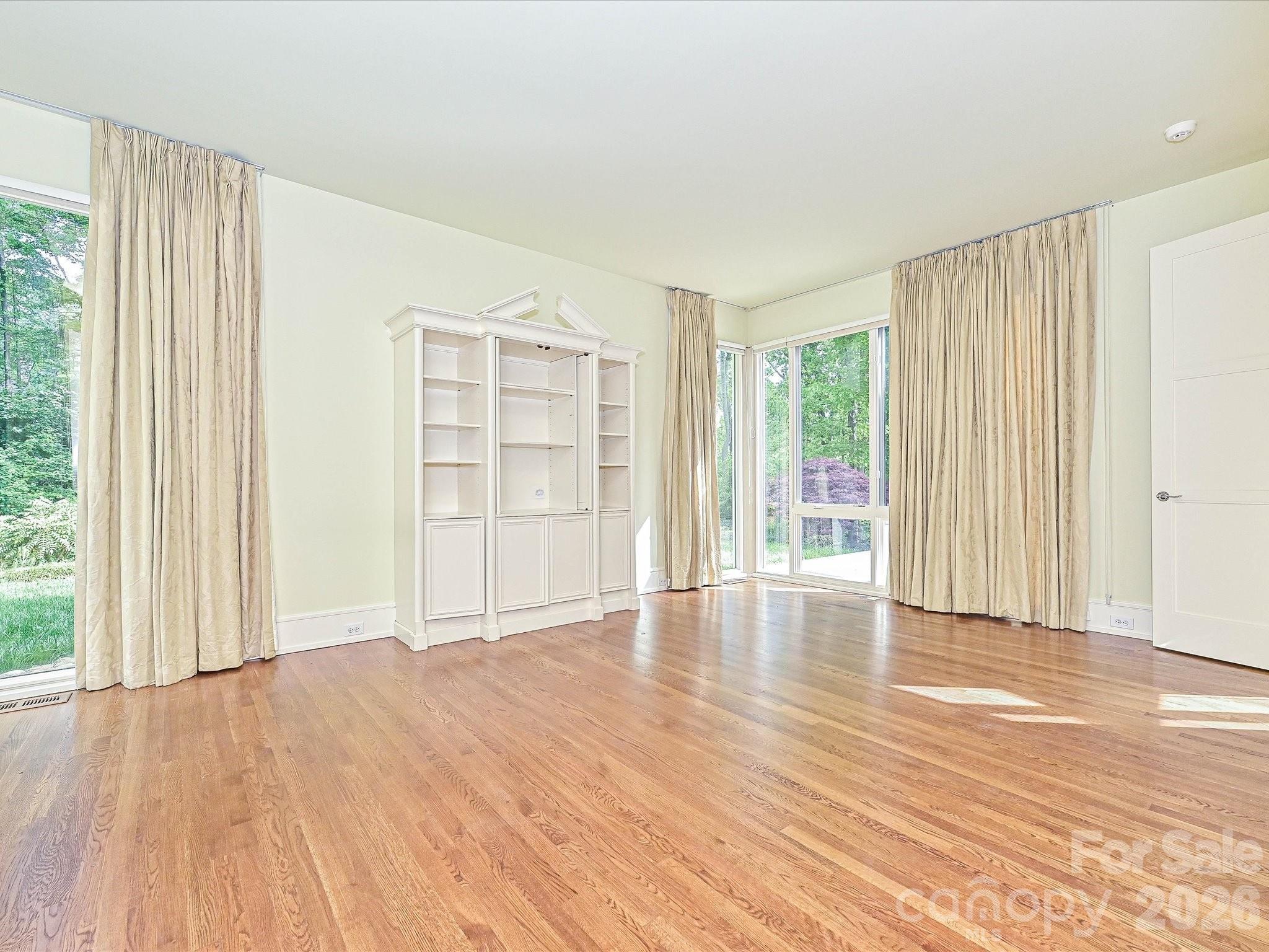 Cabin Woods - Residential