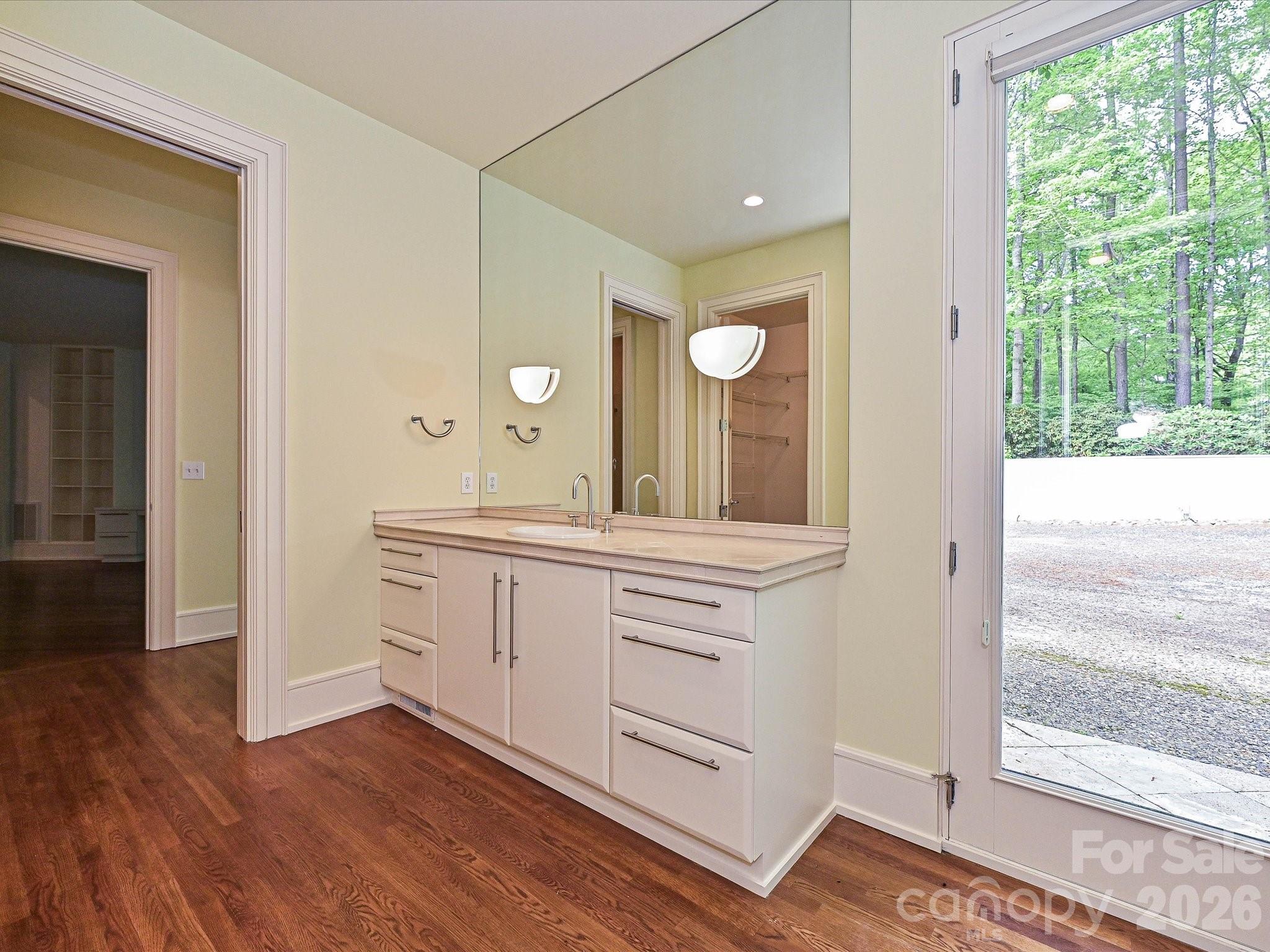 Cabin Woods - Residential