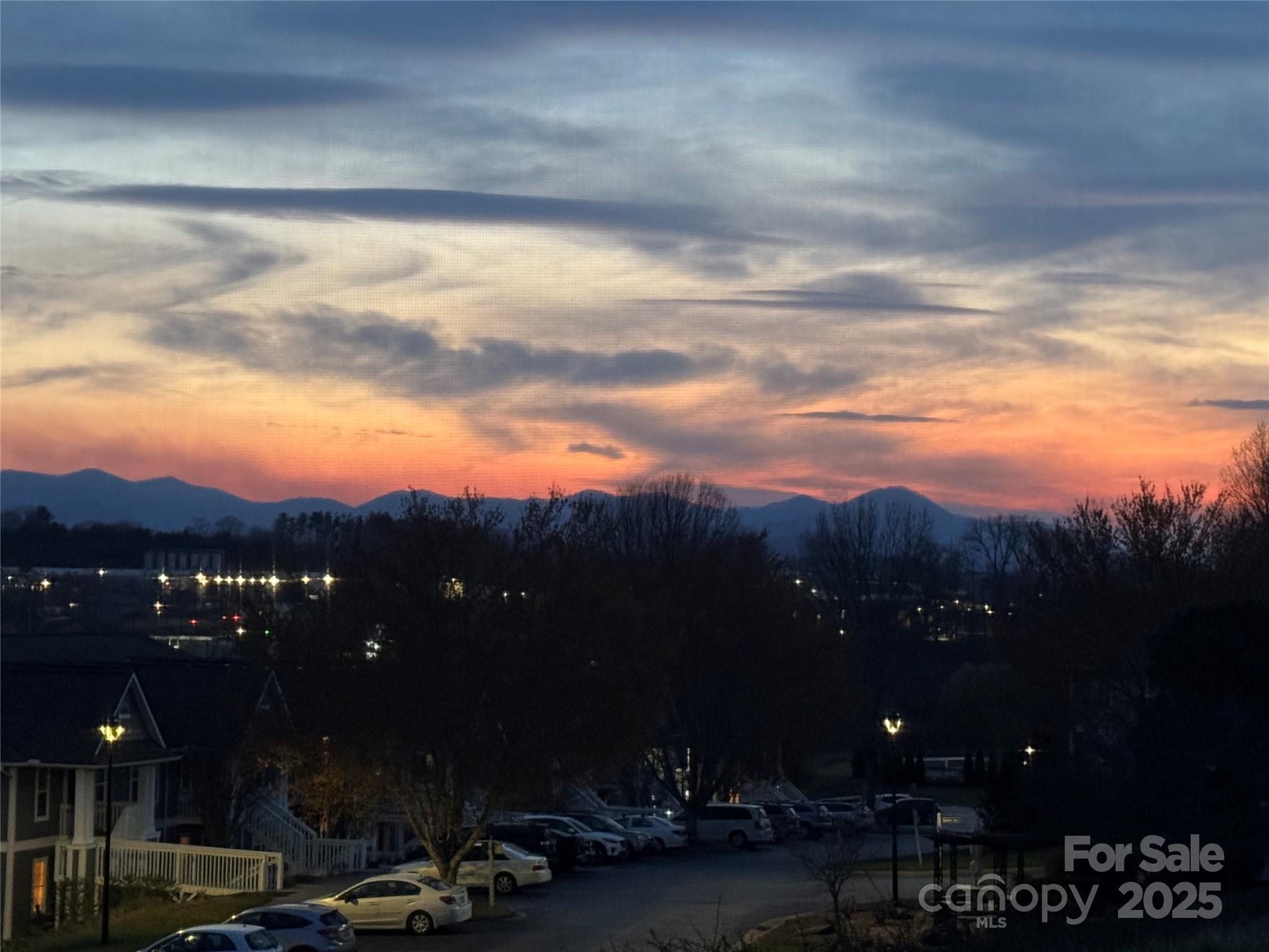 Asheville, North Carolina 28806, United States, 2 Bedrooms Bedrooms, ,2 BathroomsBathrooms,Residential,Active,100743