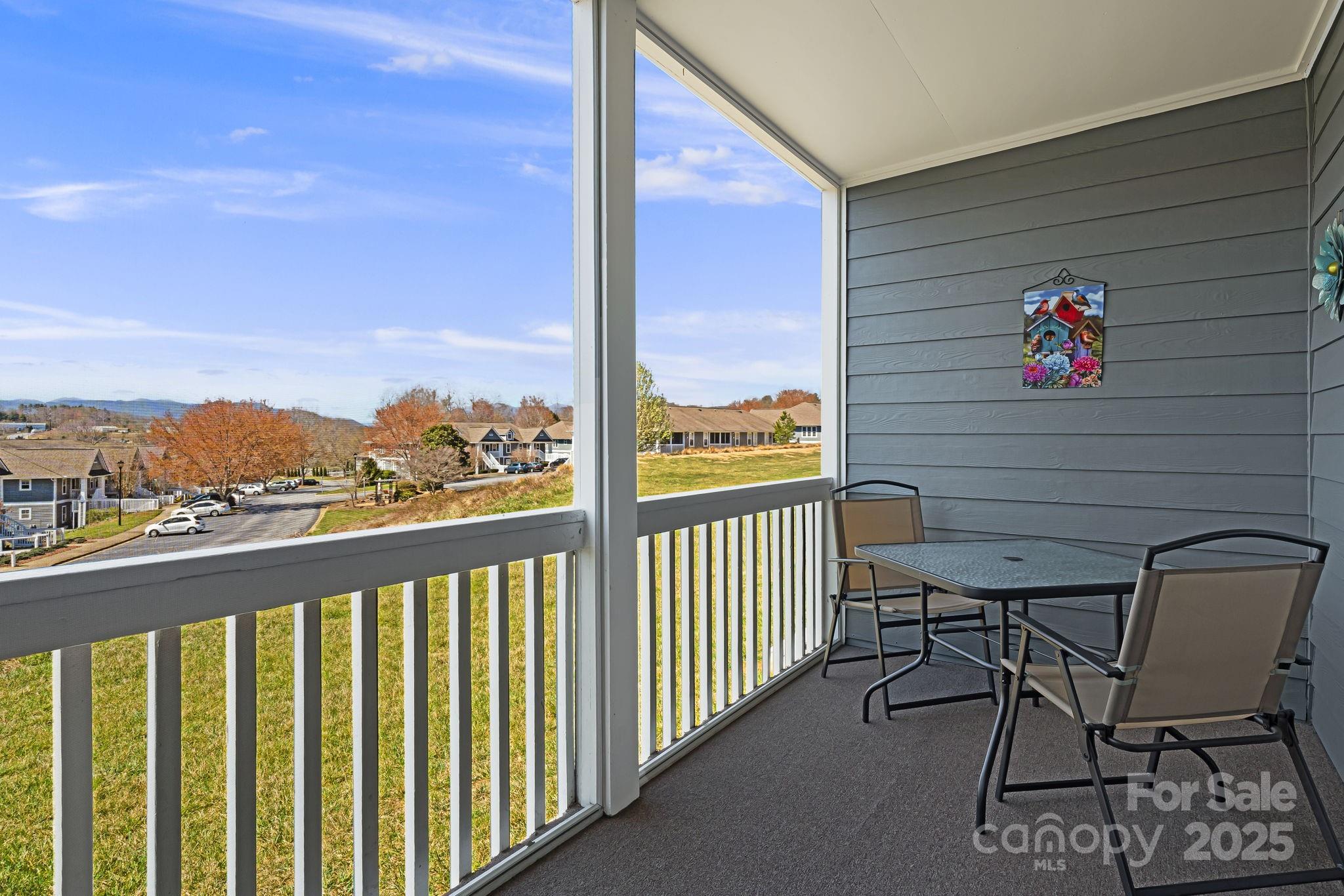 Asheville, North Carolina 28806, United States, 2 Bedrooms Bedrooms, ,2 BathroomsBathrooms,Residential,Active,100743