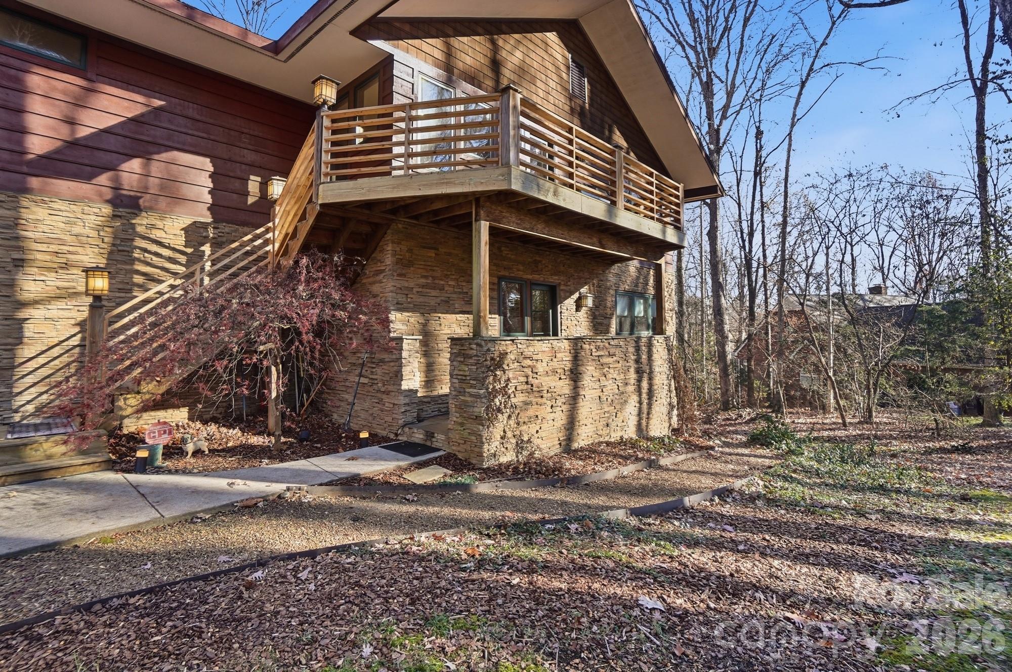 17928 Pages Pond Court