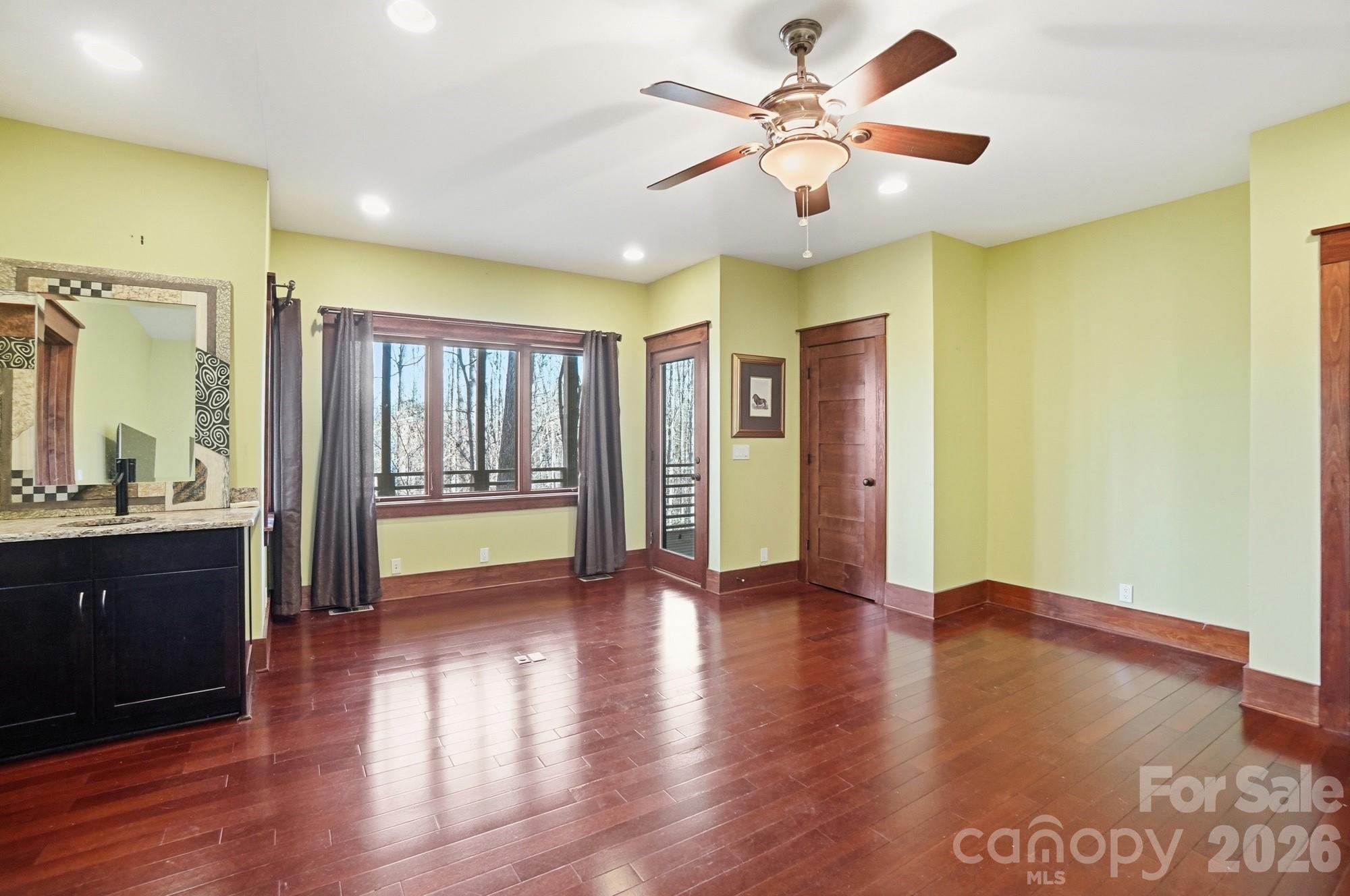 Pages Pond - Residential