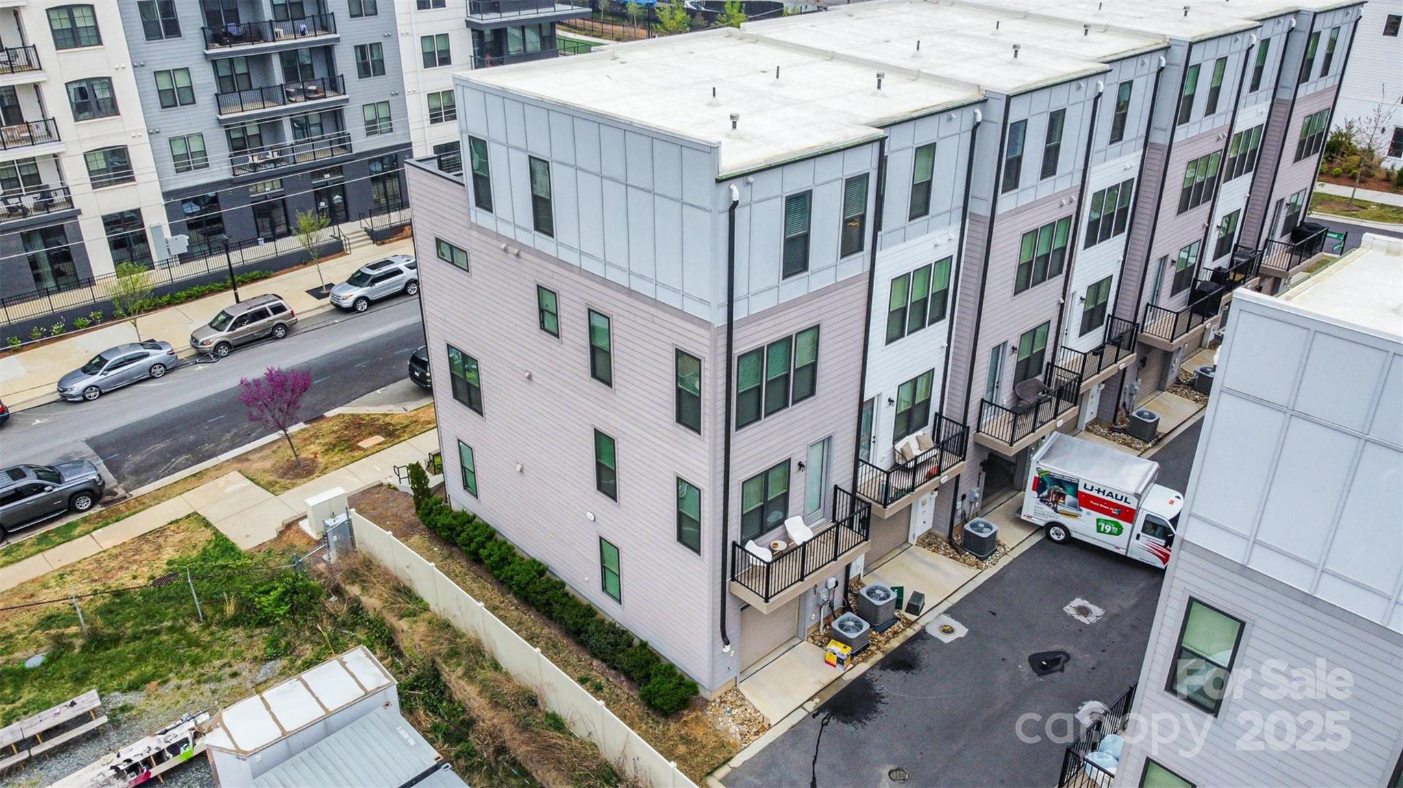 631 W Tremont Avenue