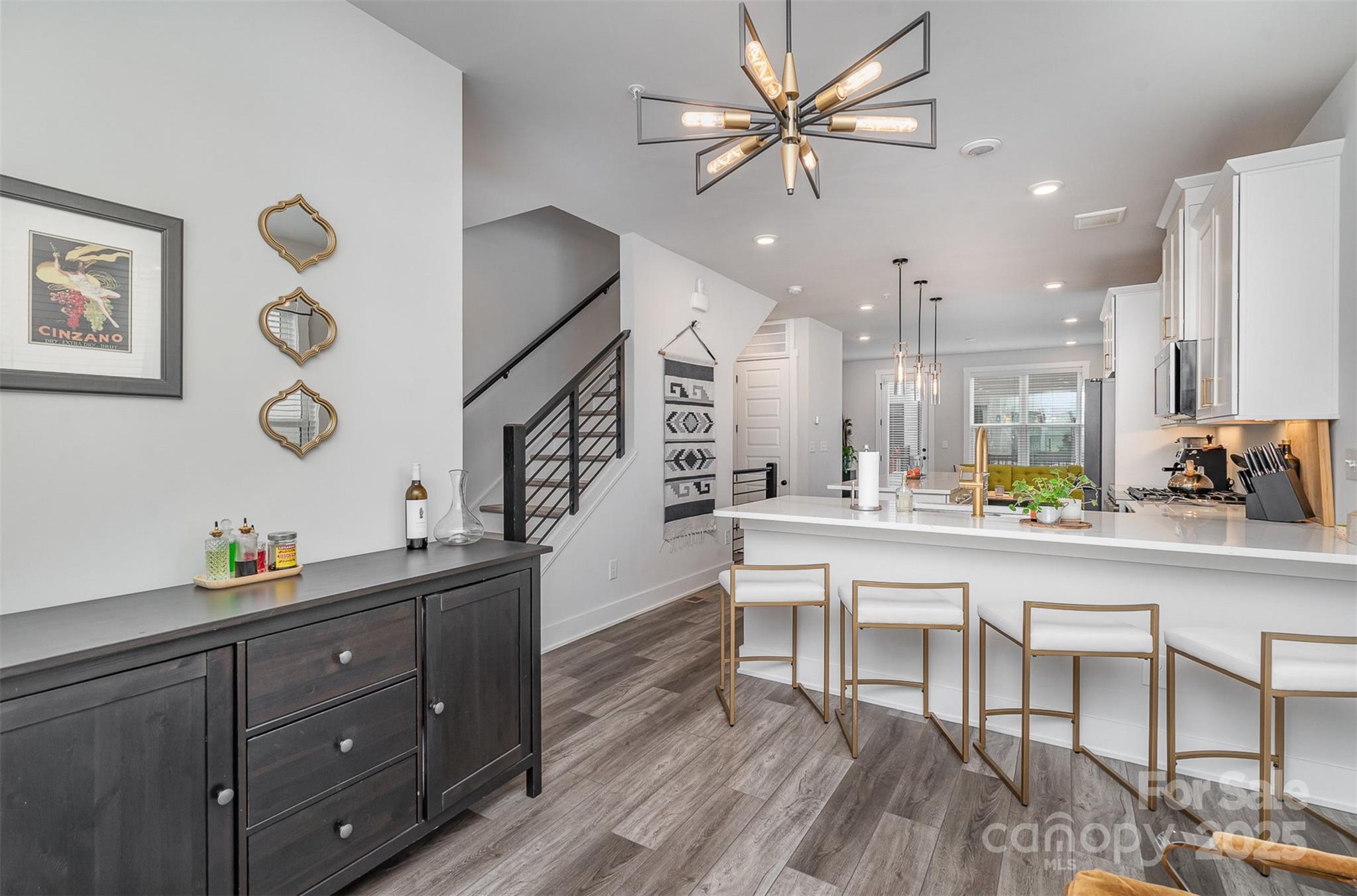 631 W Tremont Avenue