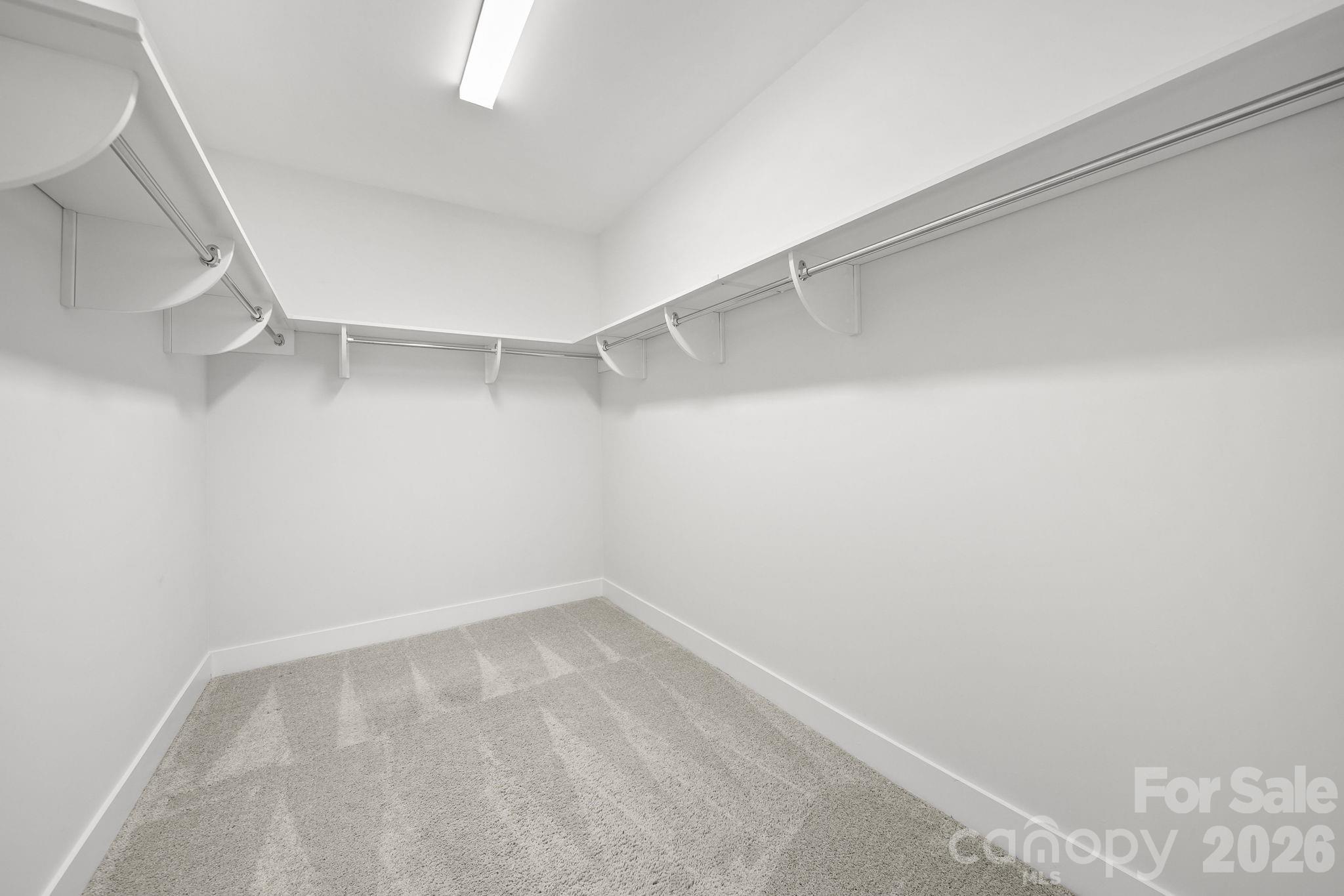 Hollins Grove - Residential