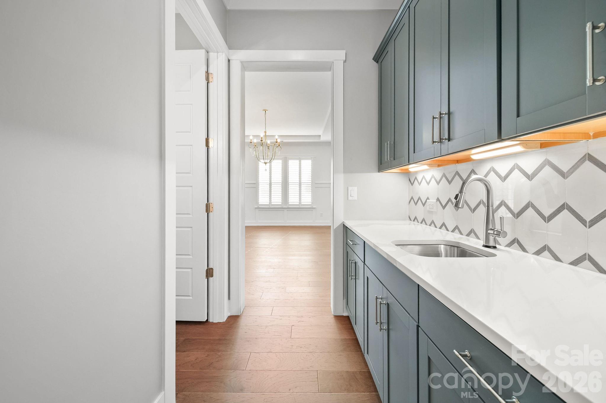 Hollins Grove - Residential