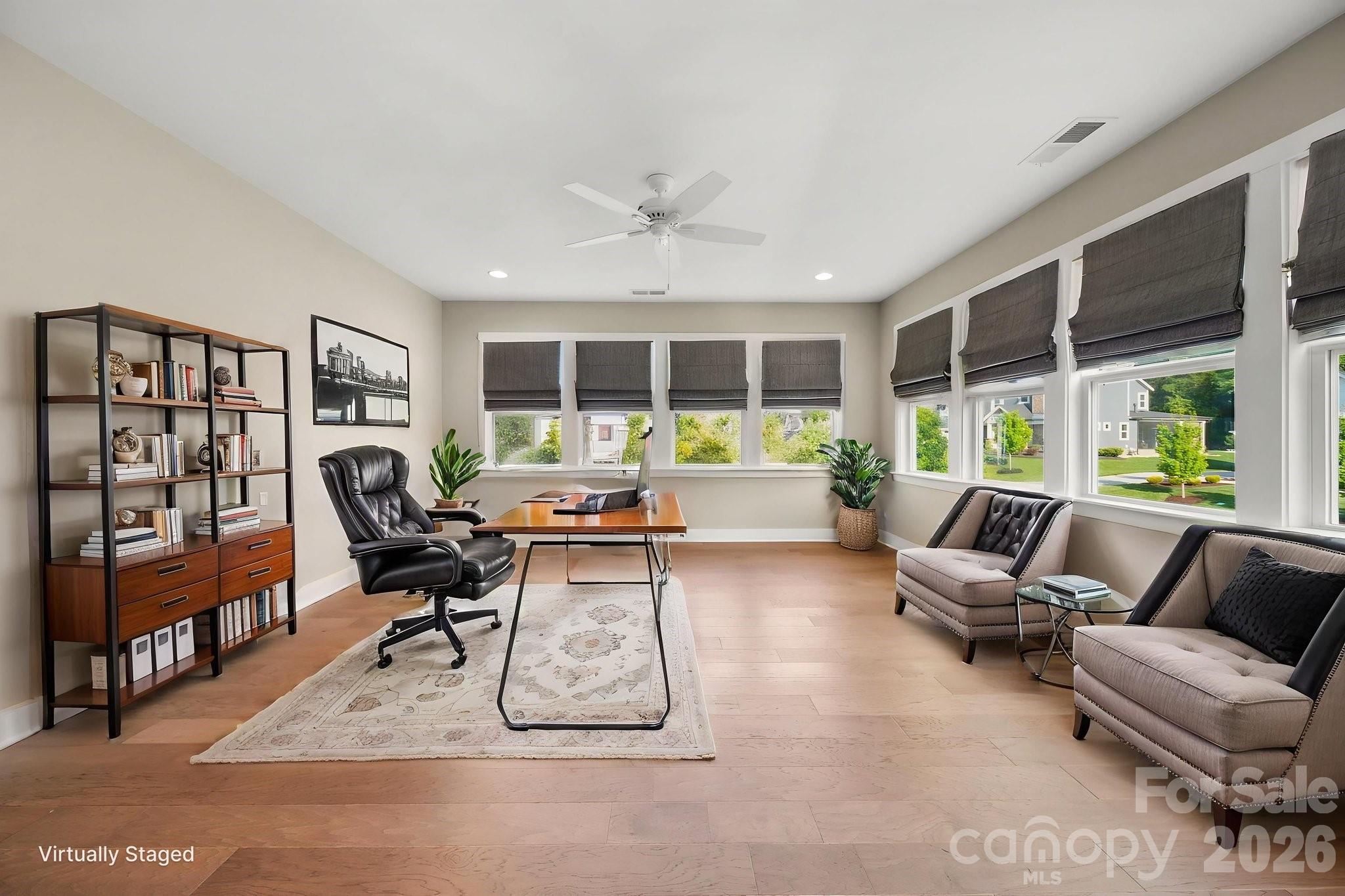 Hollins Grove - Residential