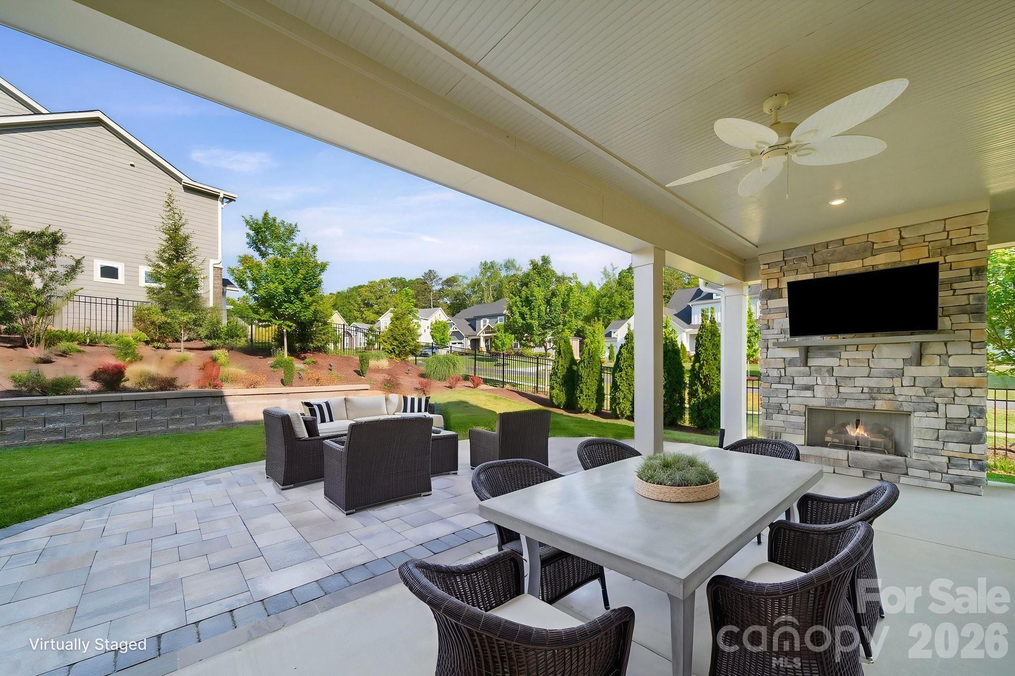 Hollins Grove - Residential