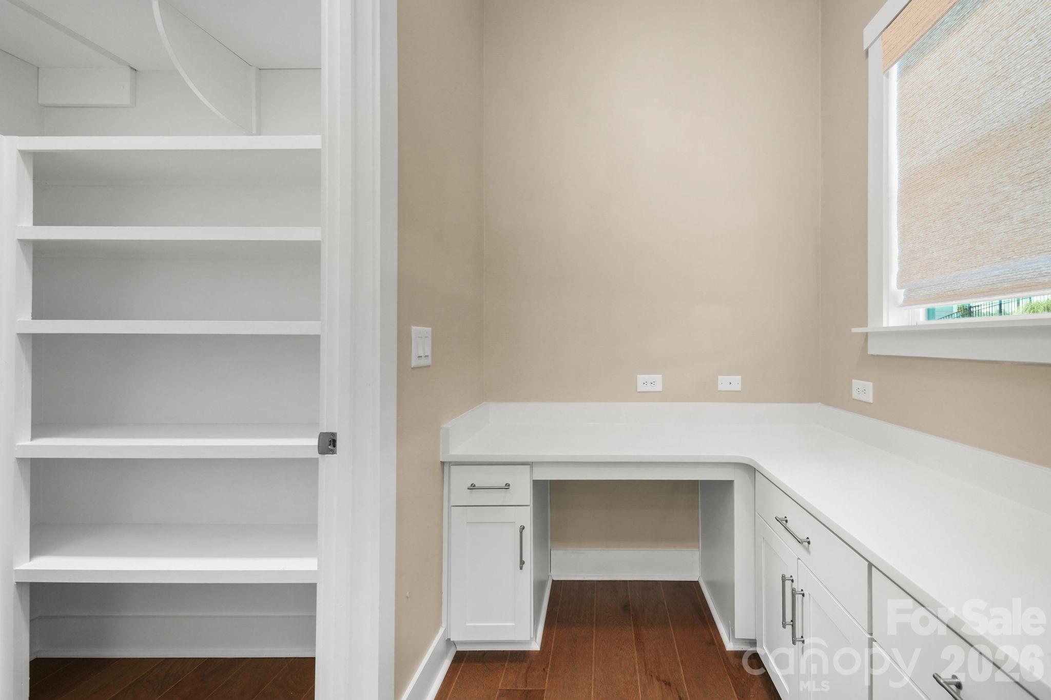 Hollins Grove - Residential