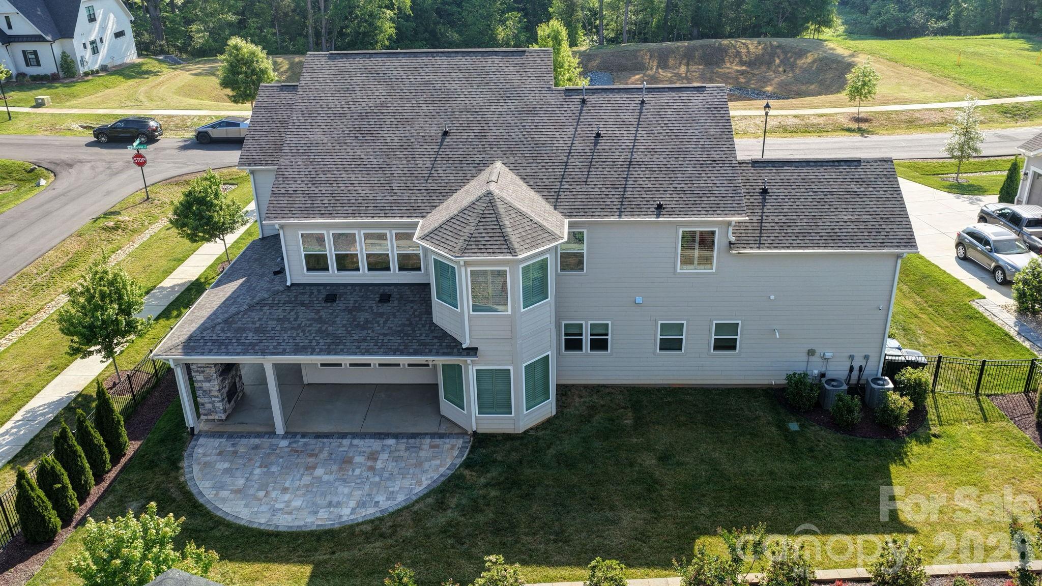 Hollins Grove - Residential