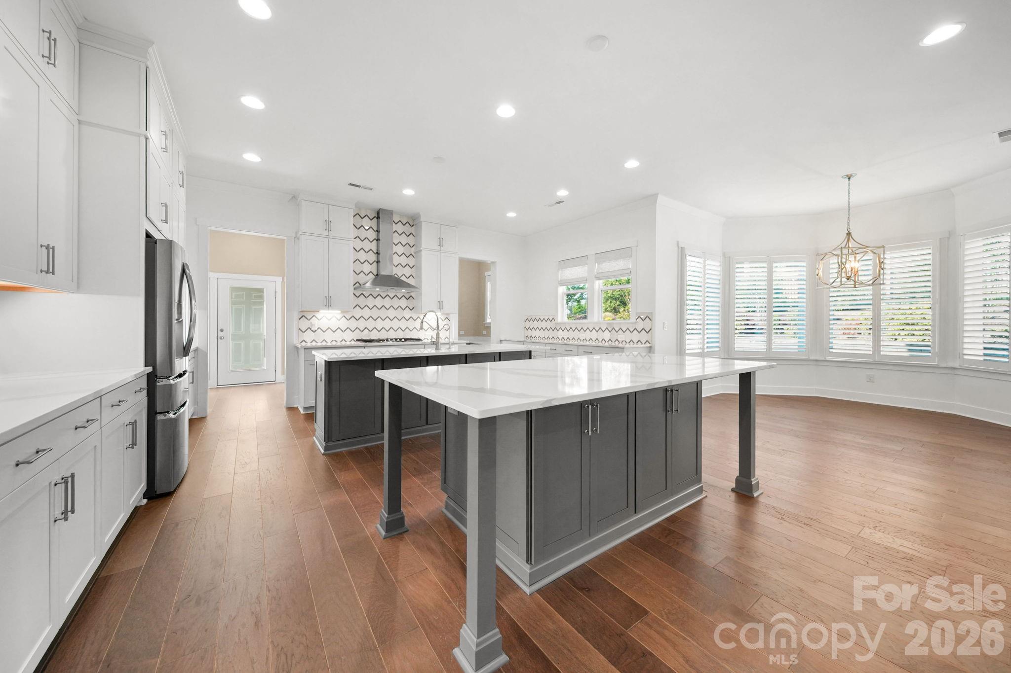 Hollins Grove - Residential
