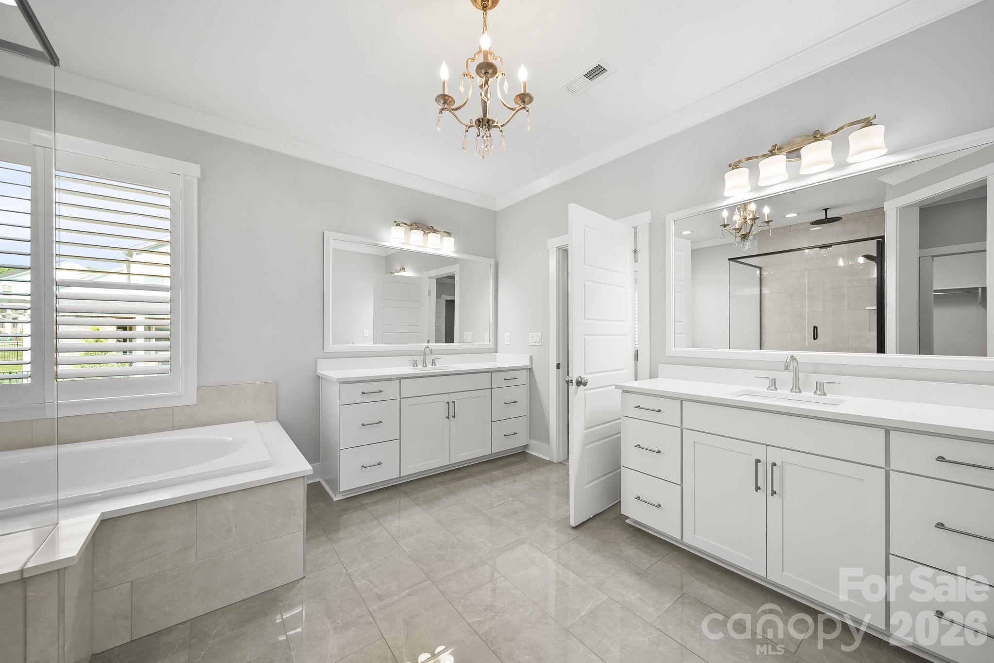 Hollins Grove - Residential
