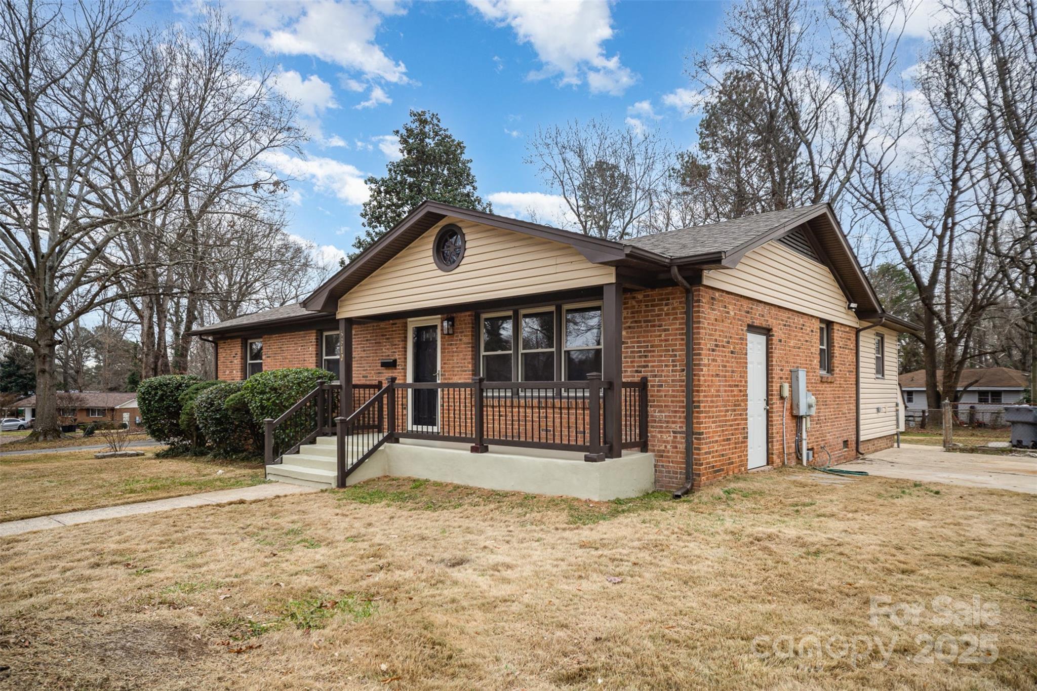 5310 Myrica Lane