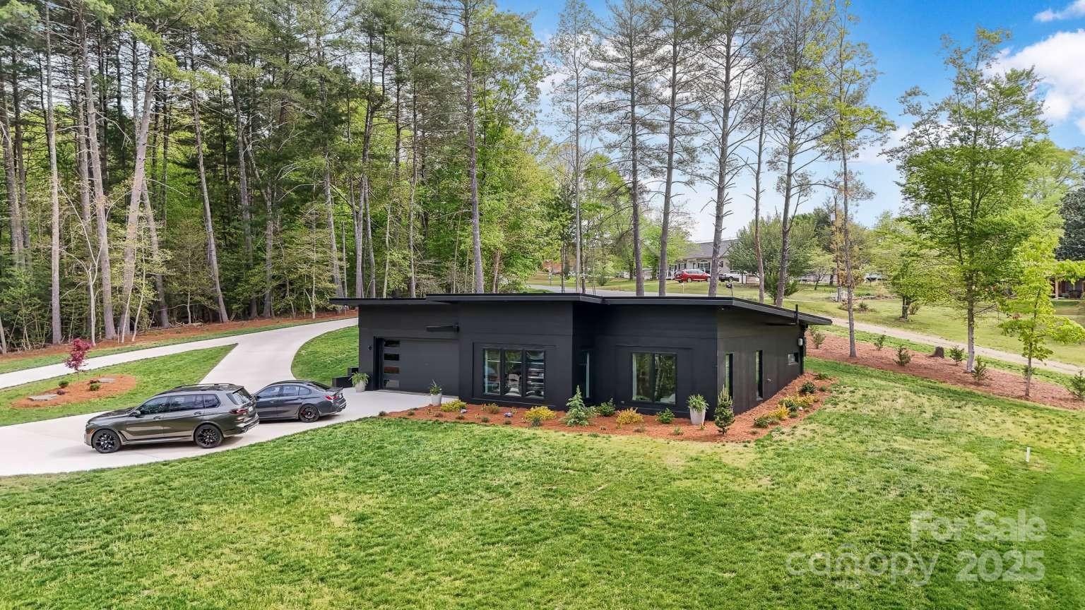 444 Starnes Circle Drive
