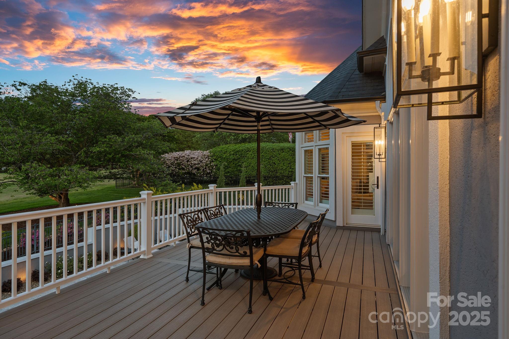 The Peninsula - Residential