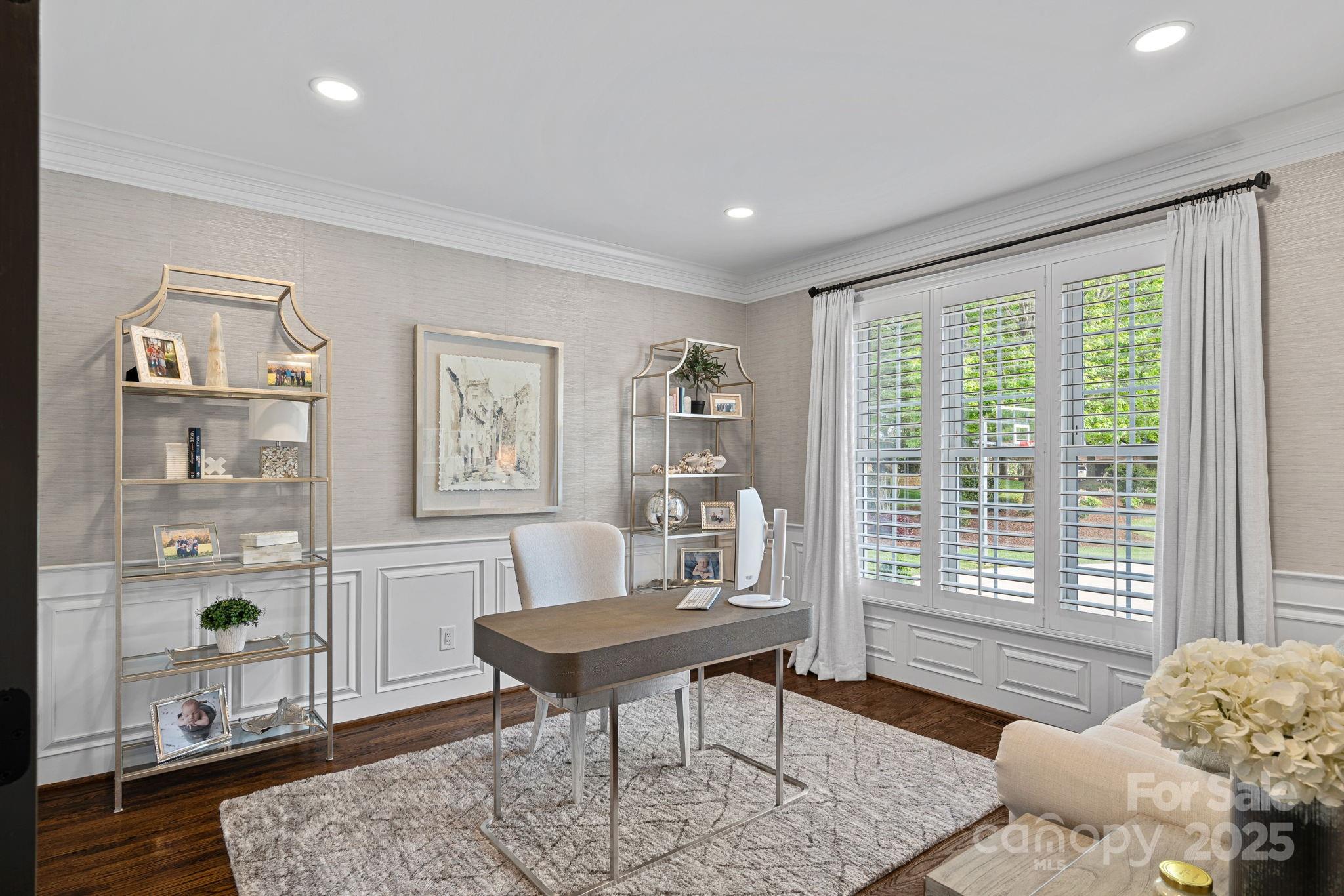 The Peninsula - Residential