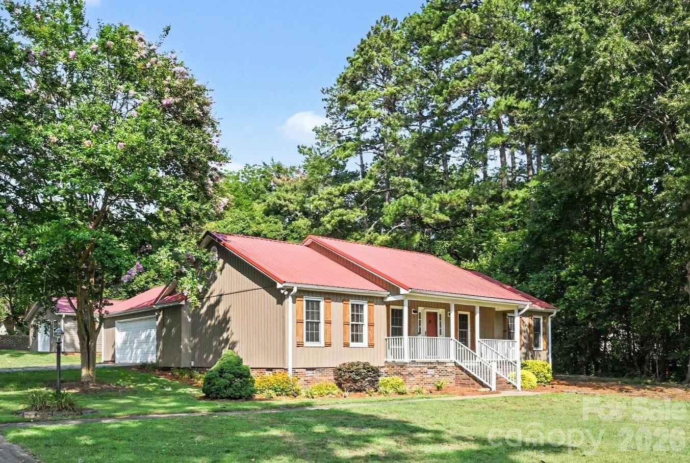 1905 Stokes Ferry Road
