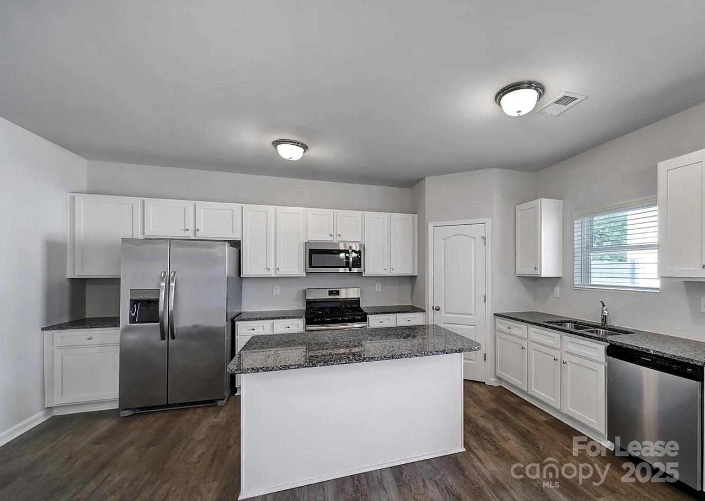 Poplin Glen - Residential Lease