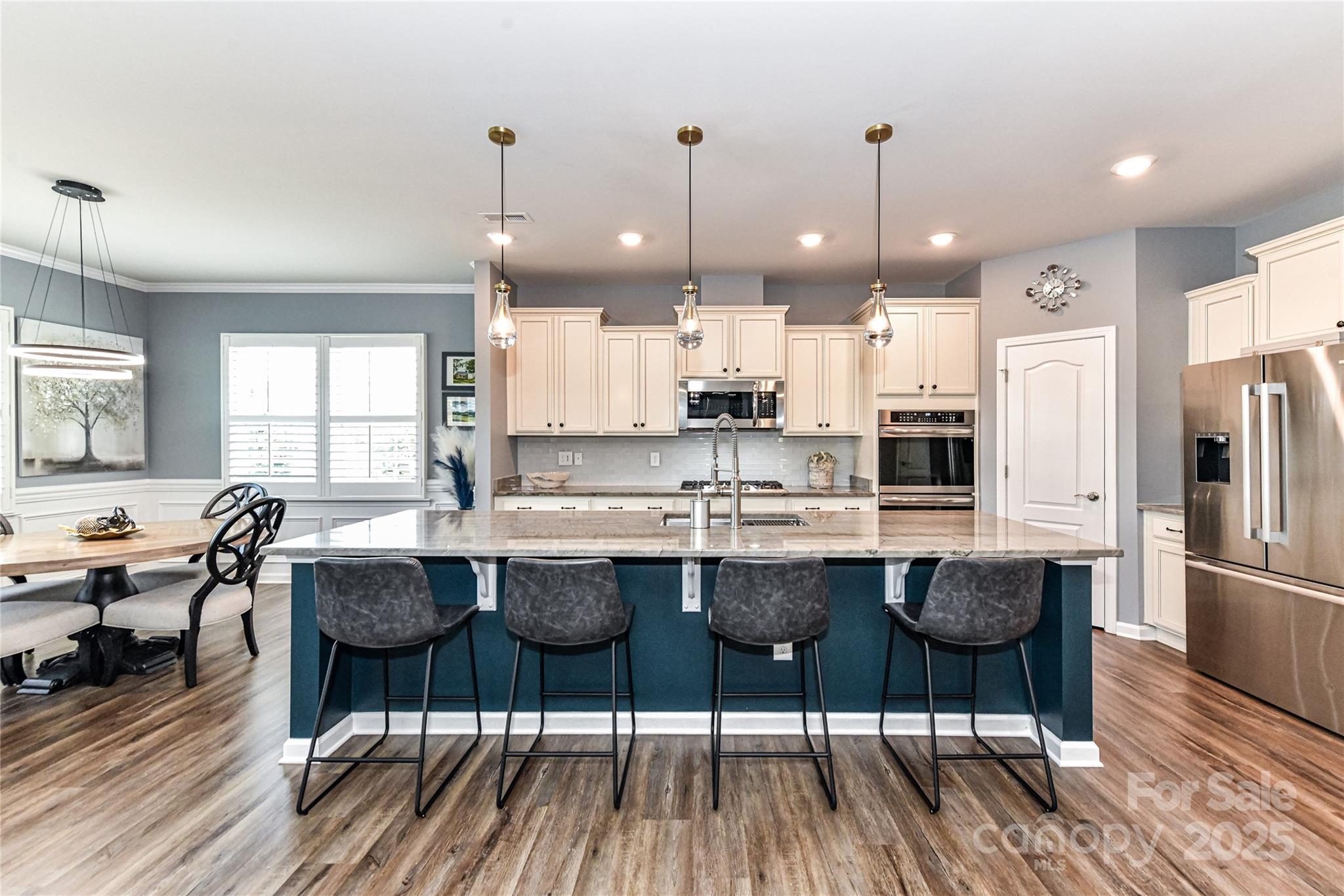 Tree Tops - Residential