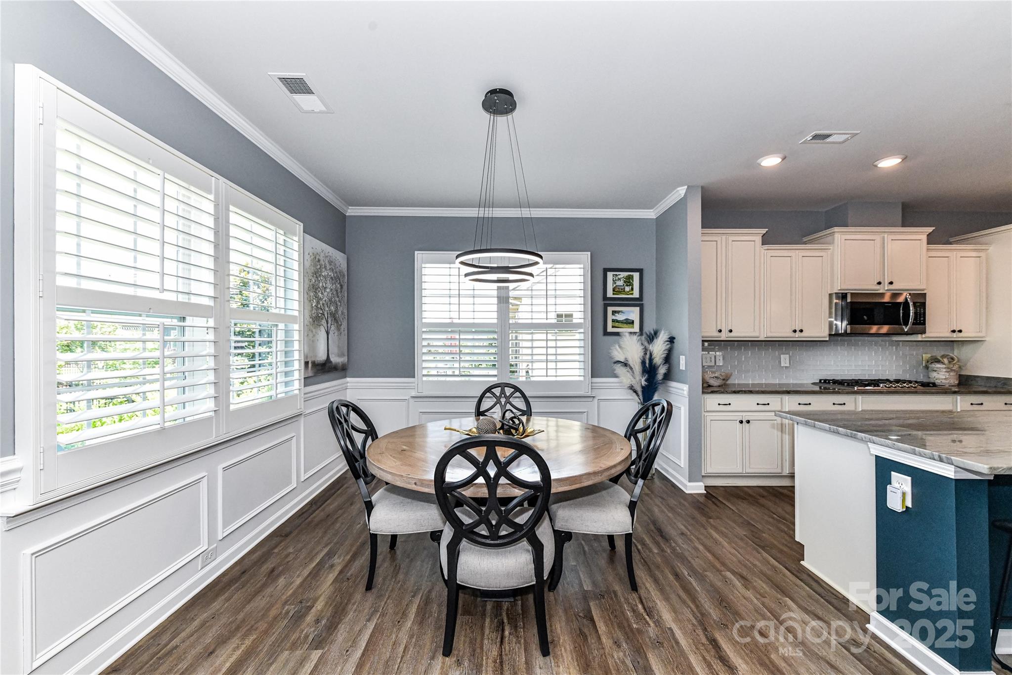 Tree Tops - Residential