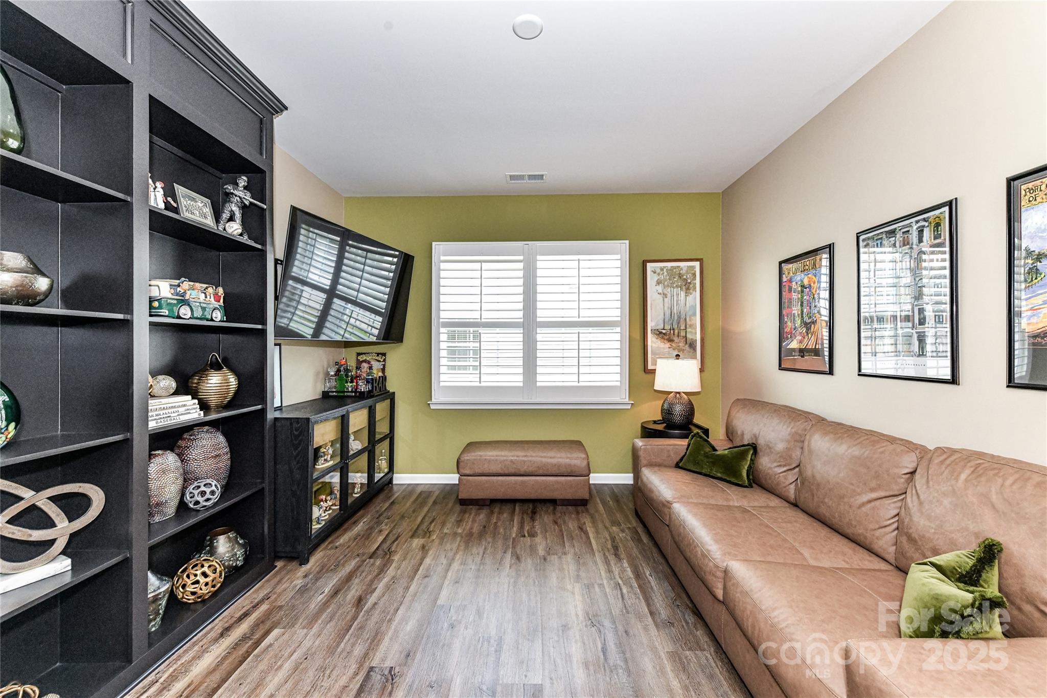 Tree Tops - Residential