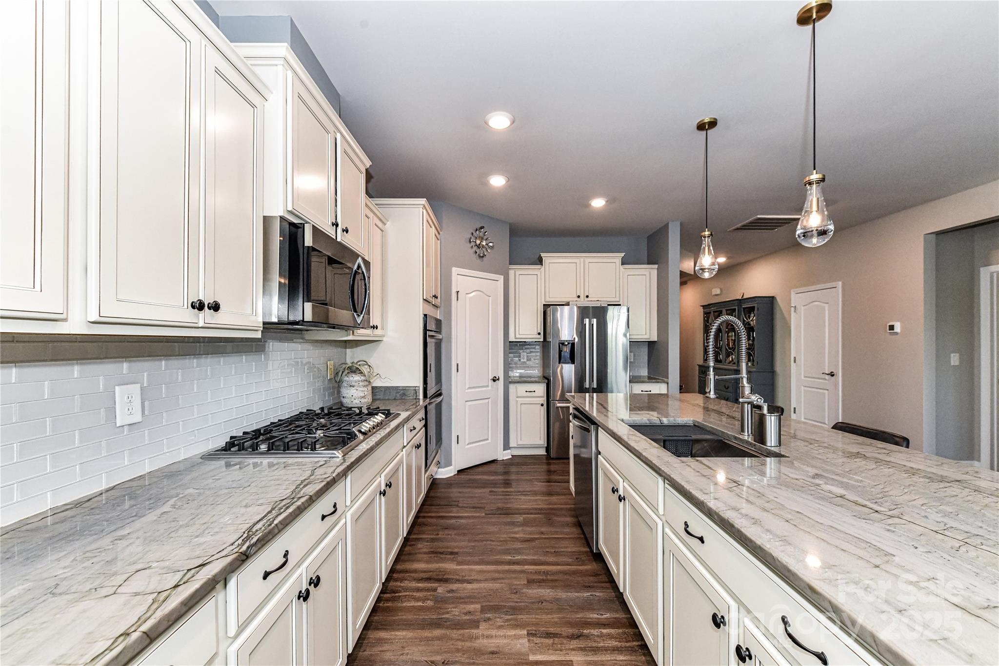 Tree Tops - Residential